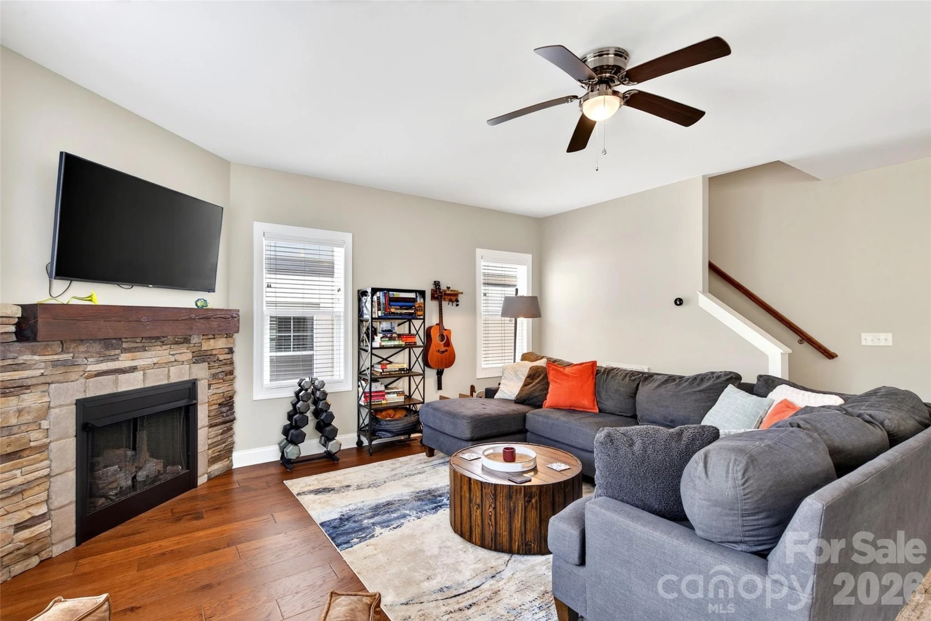 22 Tudor Way - Photo 9