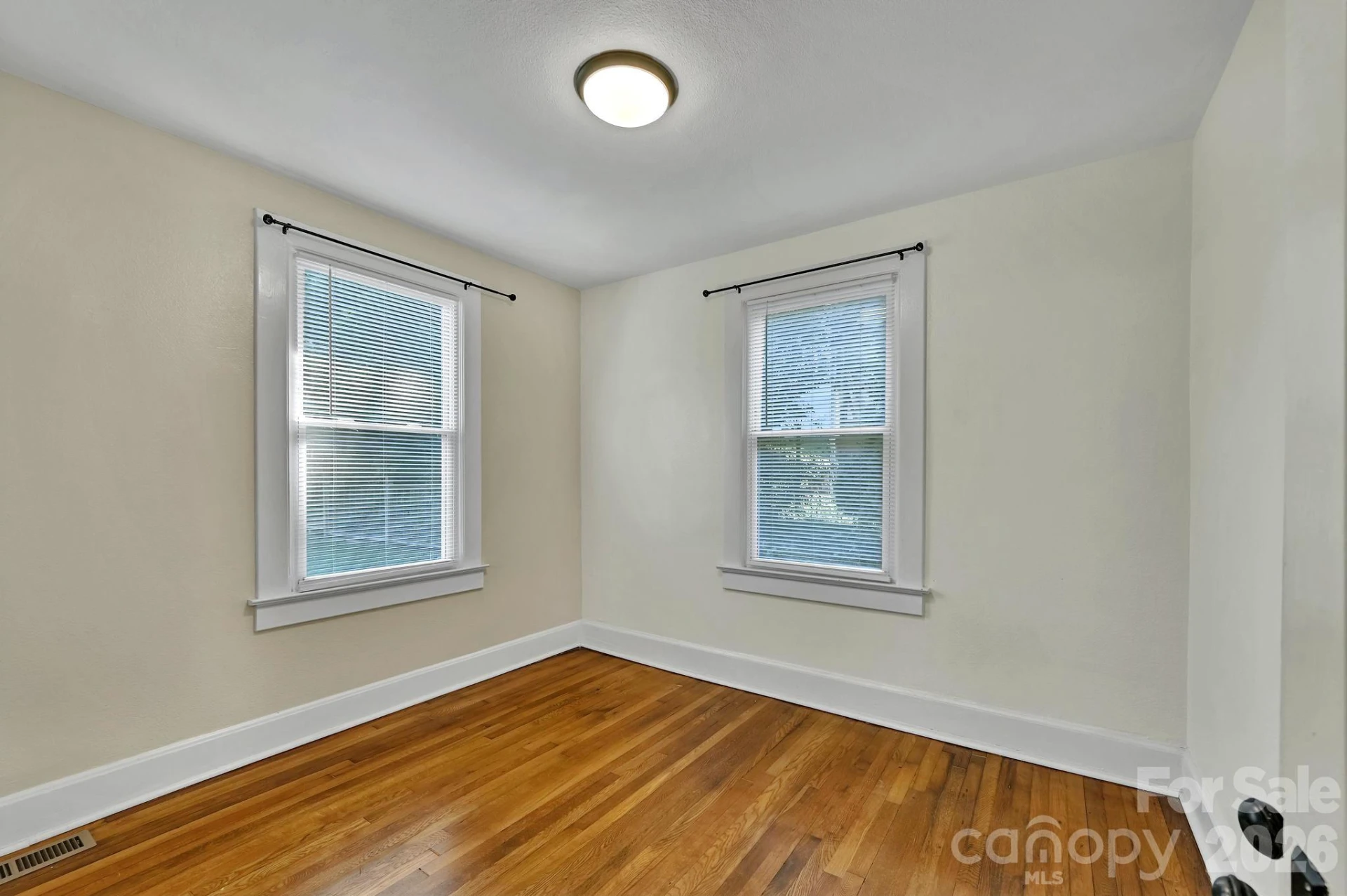 10 Enka Oak Street - Photo 23