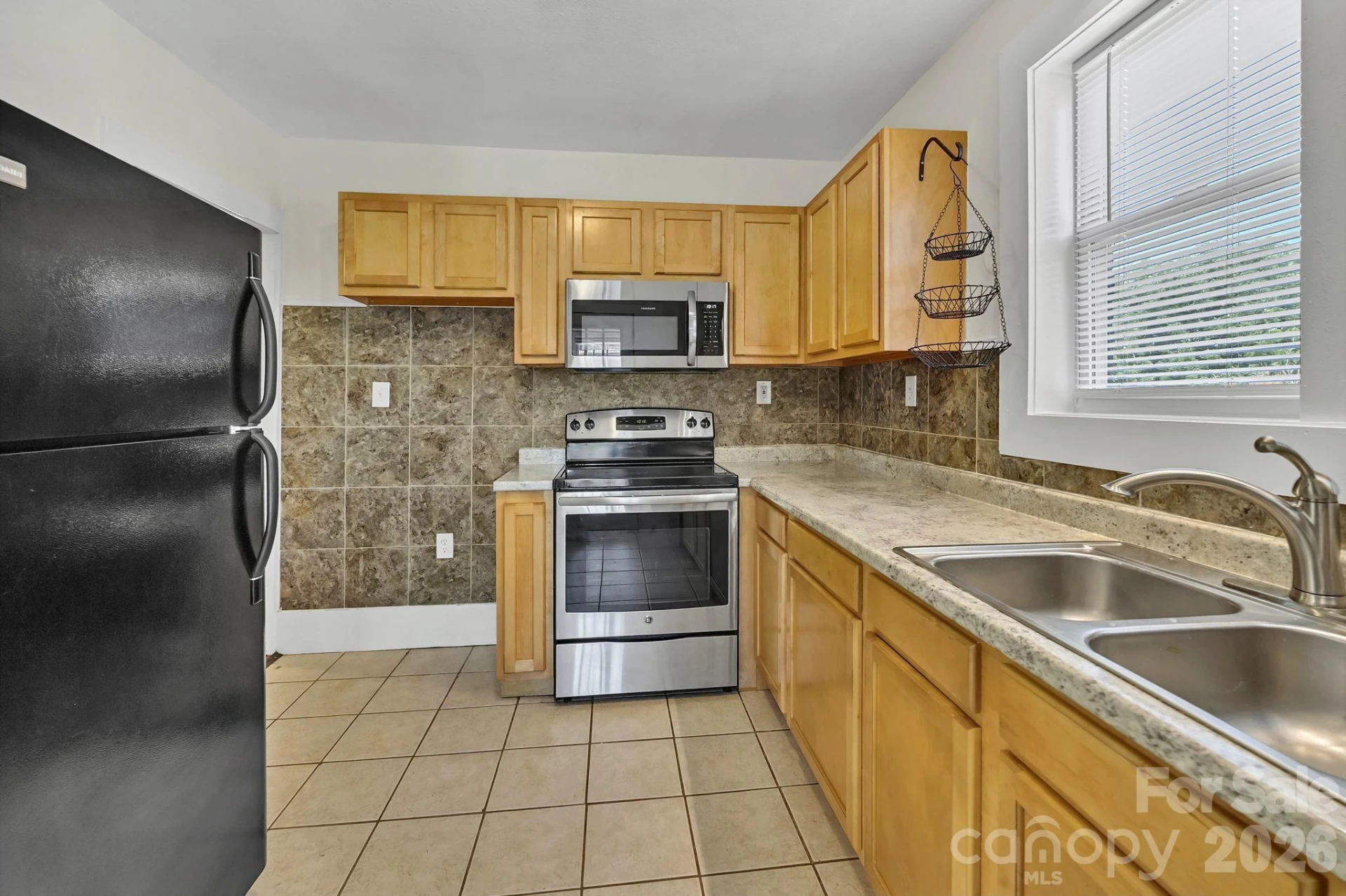 10 Enka Oak Street - Photo 17