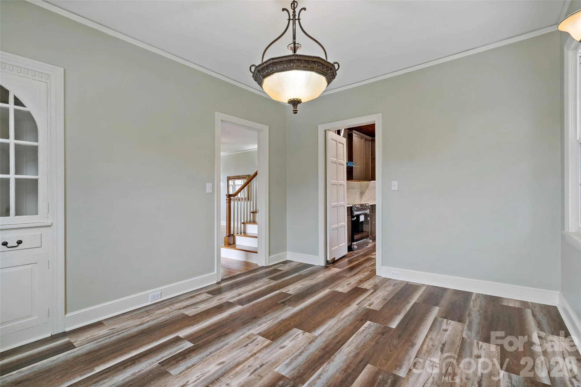 141 N Madison Street - Photo 12