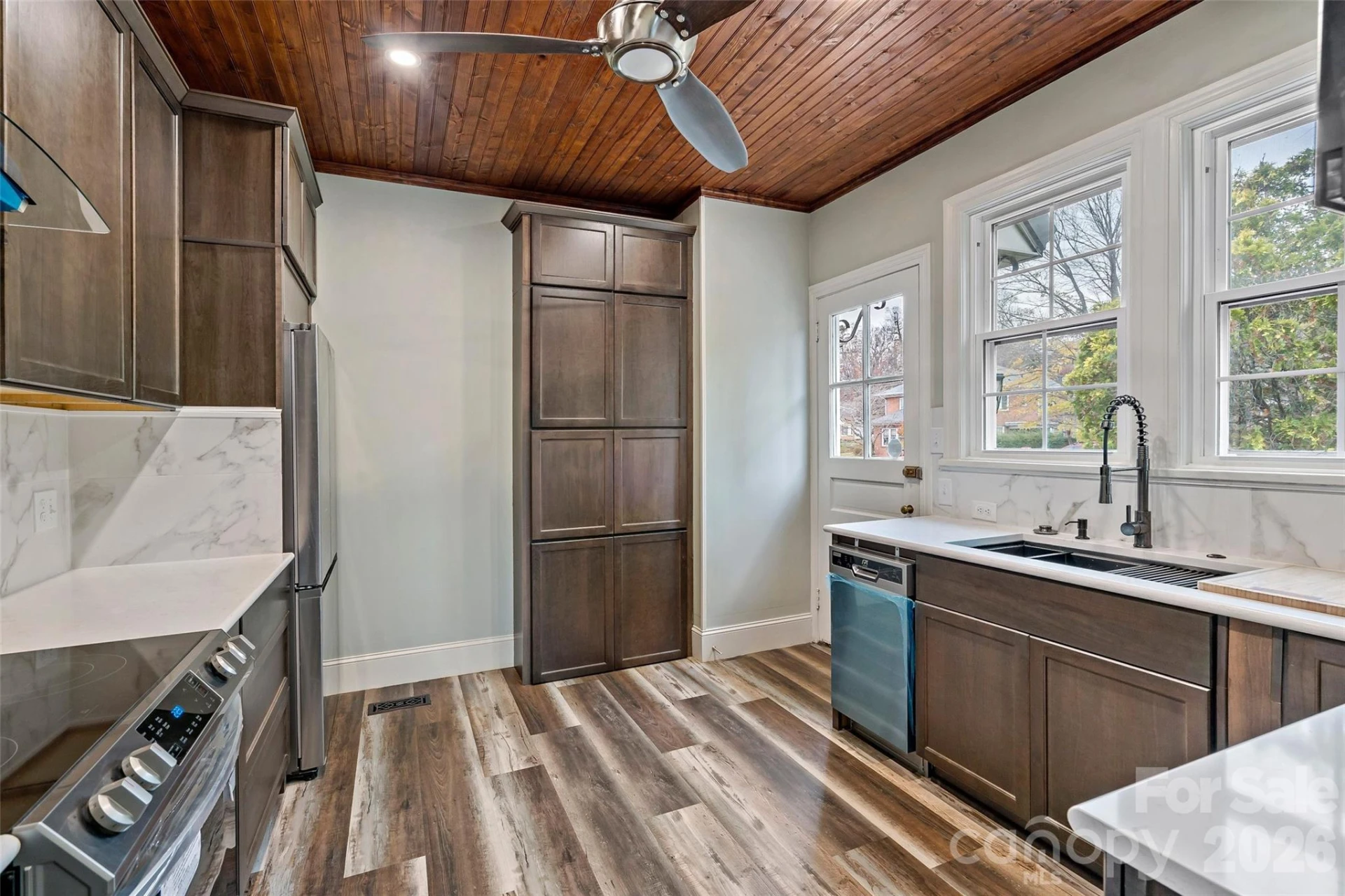 141 N Madison Street - Photo 13