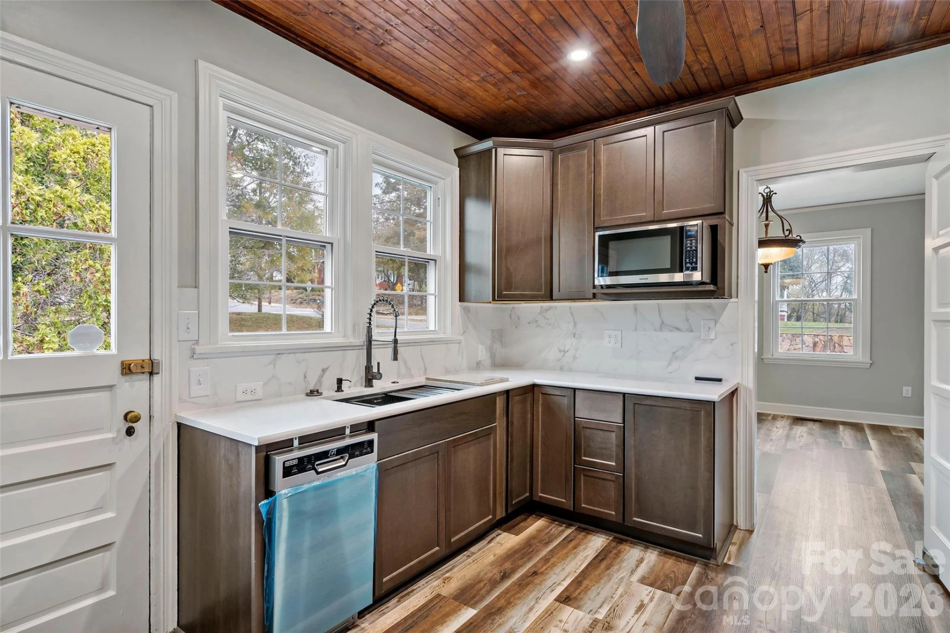 141 N Madison Street - Photo 14
