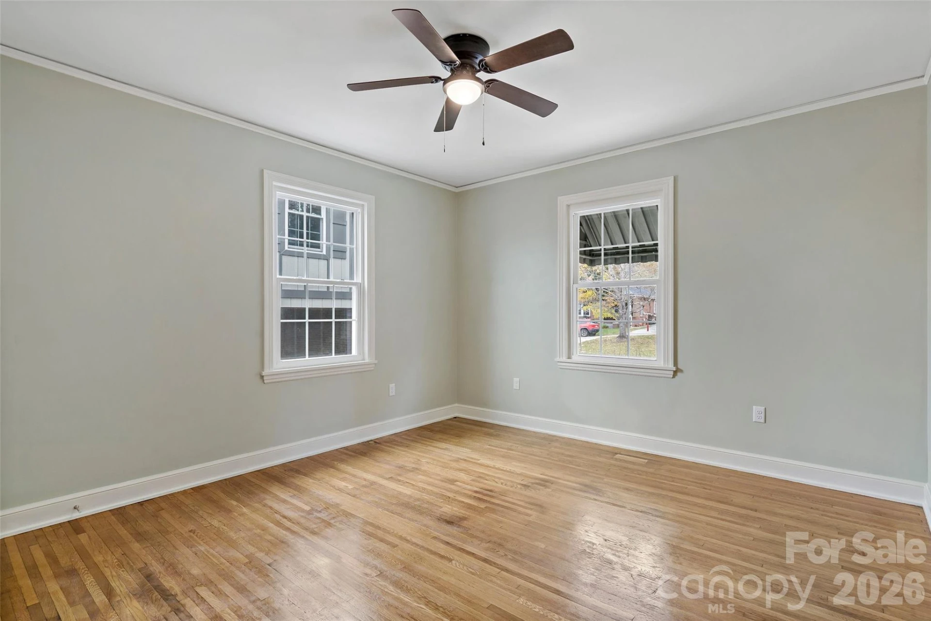 141 N Madison Street - Photo 23
