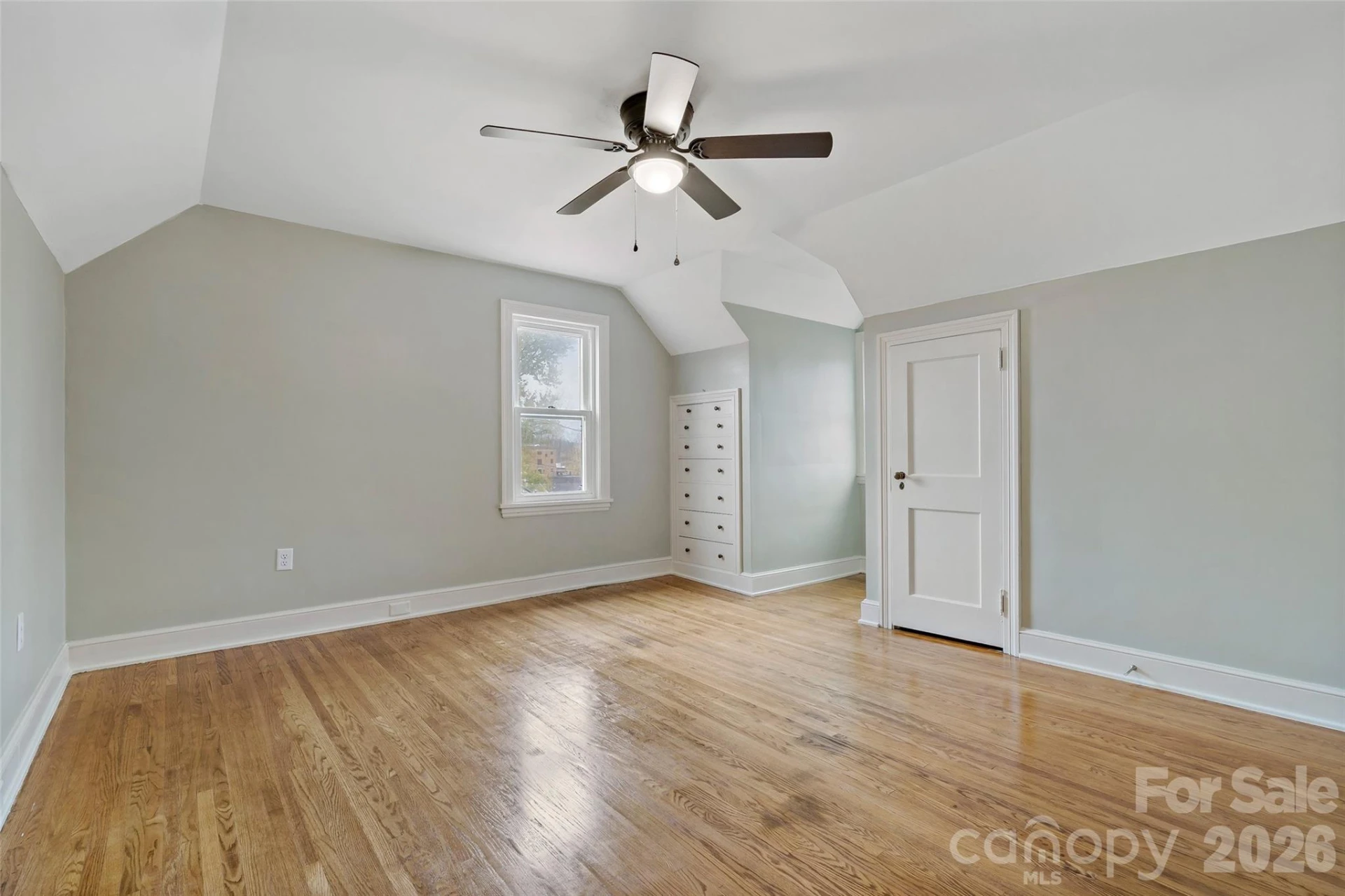 141 N Madison Street - Photo 31