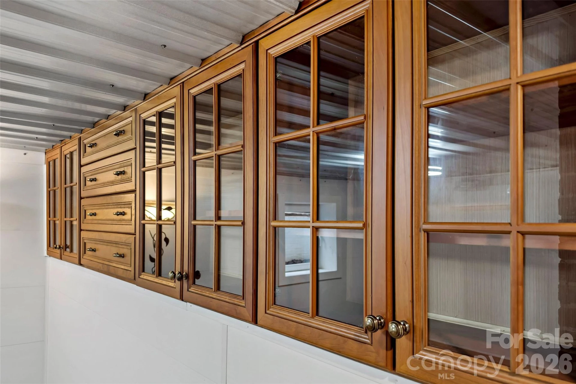 141 N Madison Street - Photo 35
