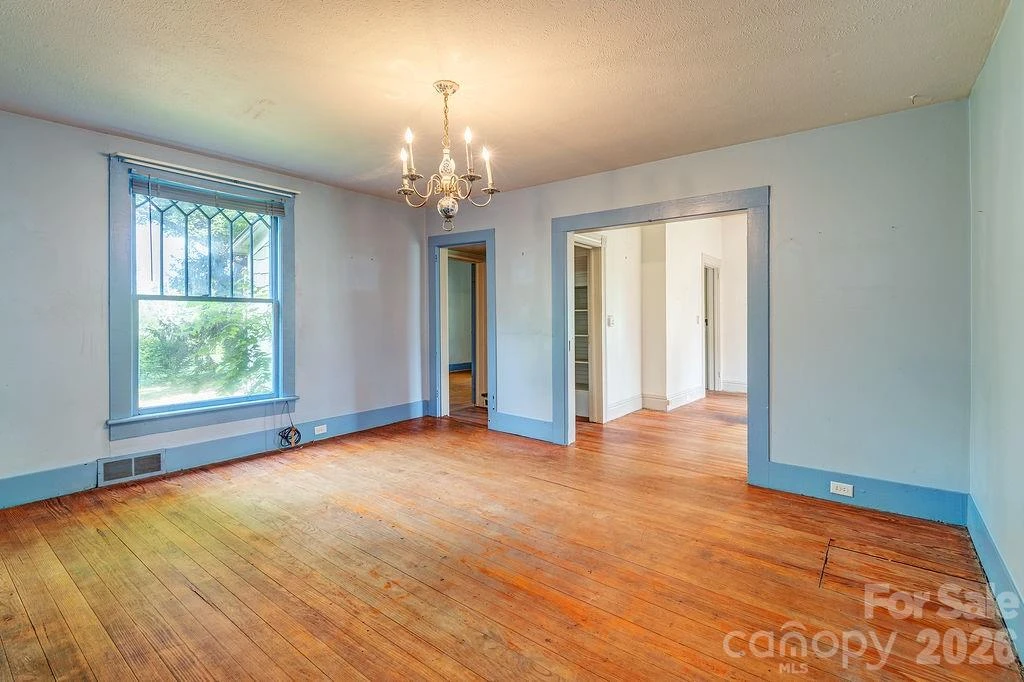 648 Lakeshore Drive - Photo 14