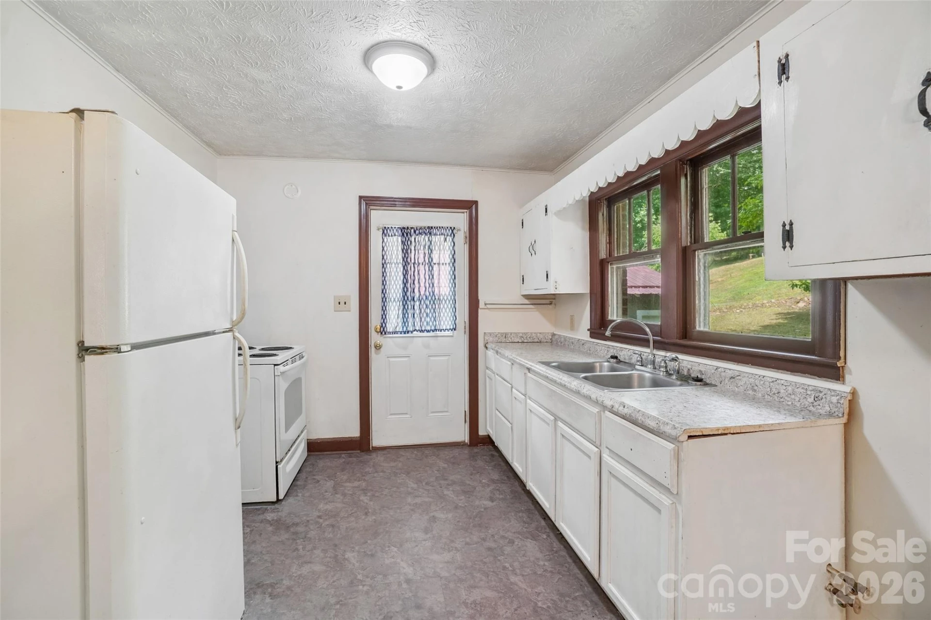 611 Reeves Cove Road - Photo 11