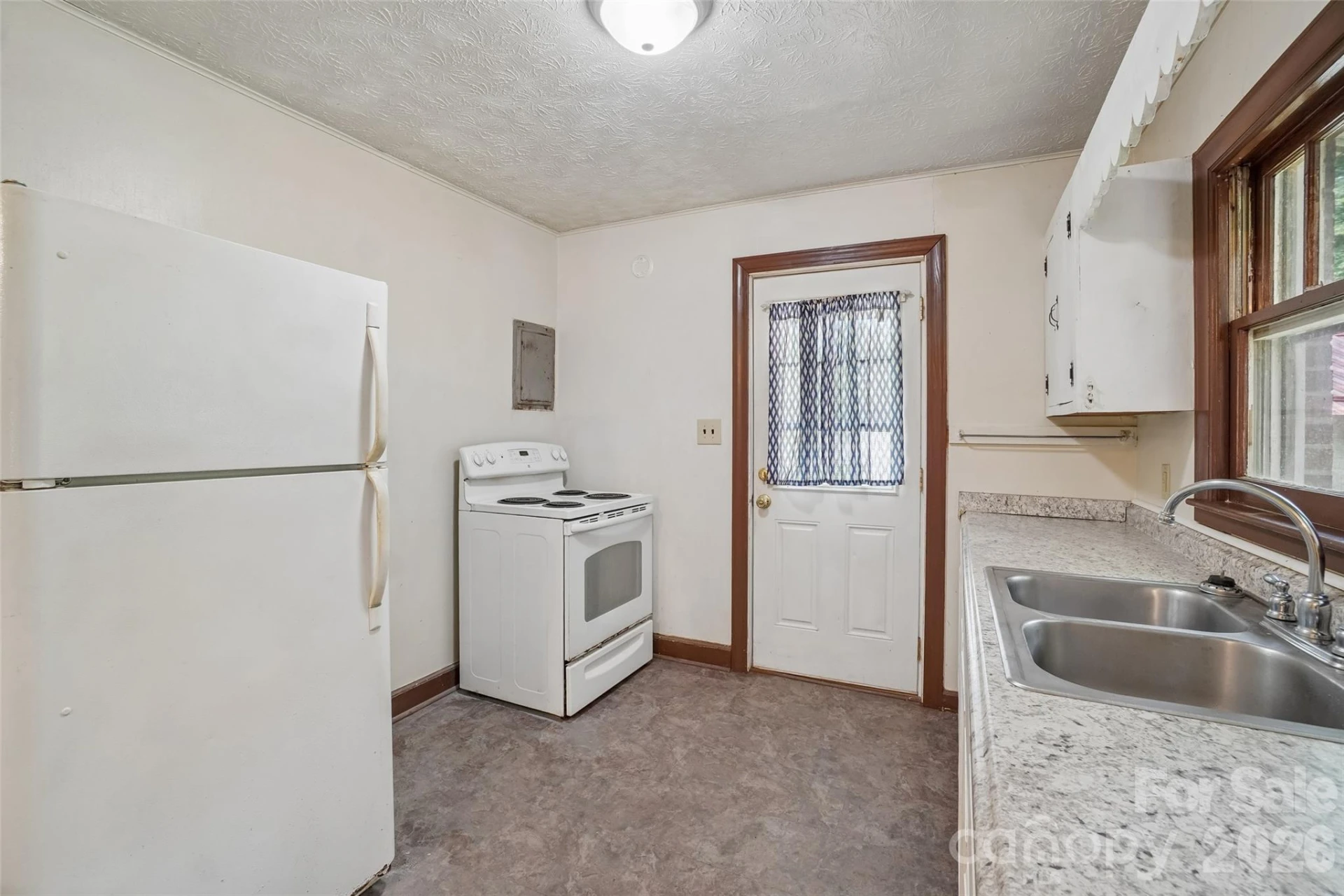 611 Reeves Cove Road - Photo 13