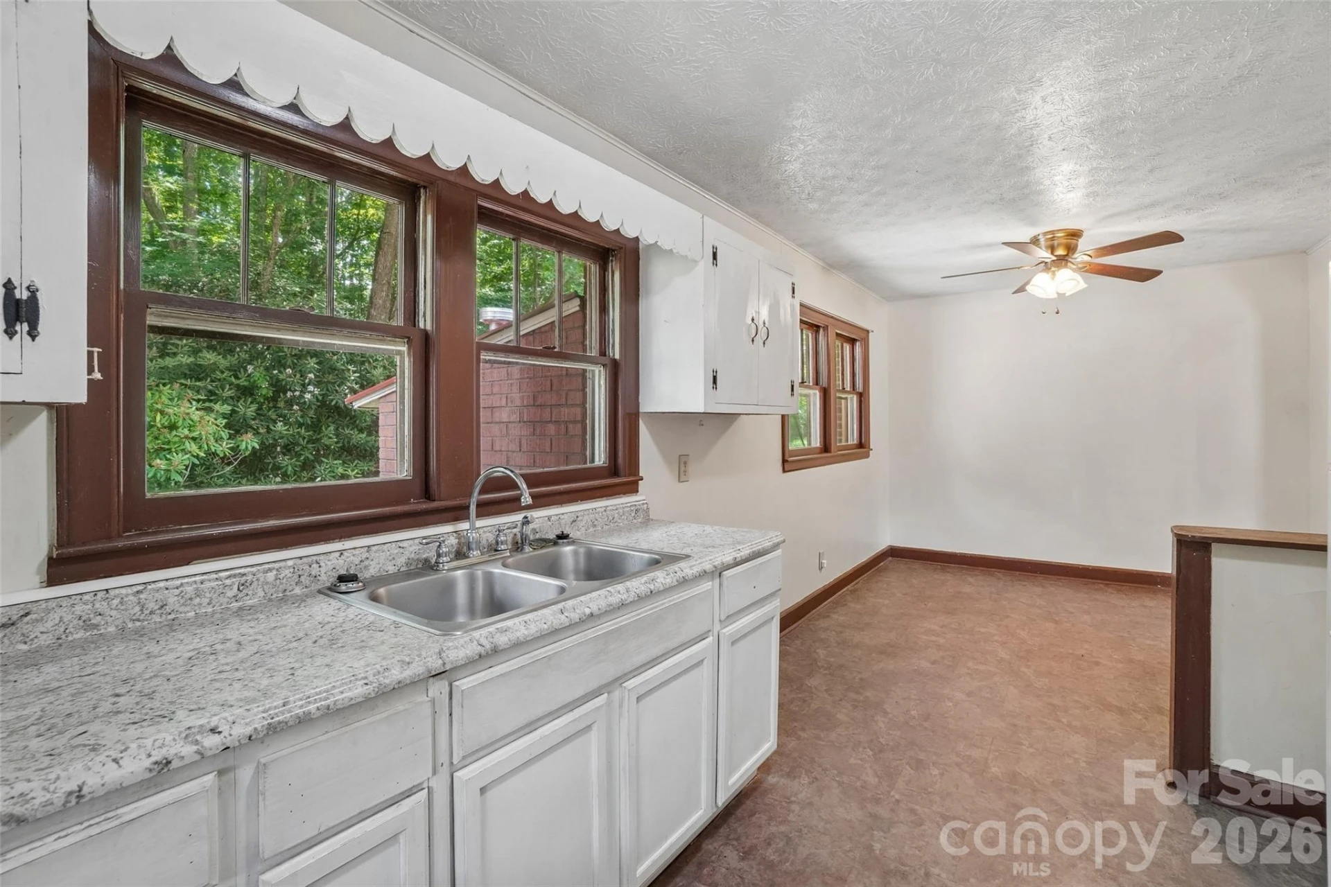 611 Reeves Cove Road - Photo 9