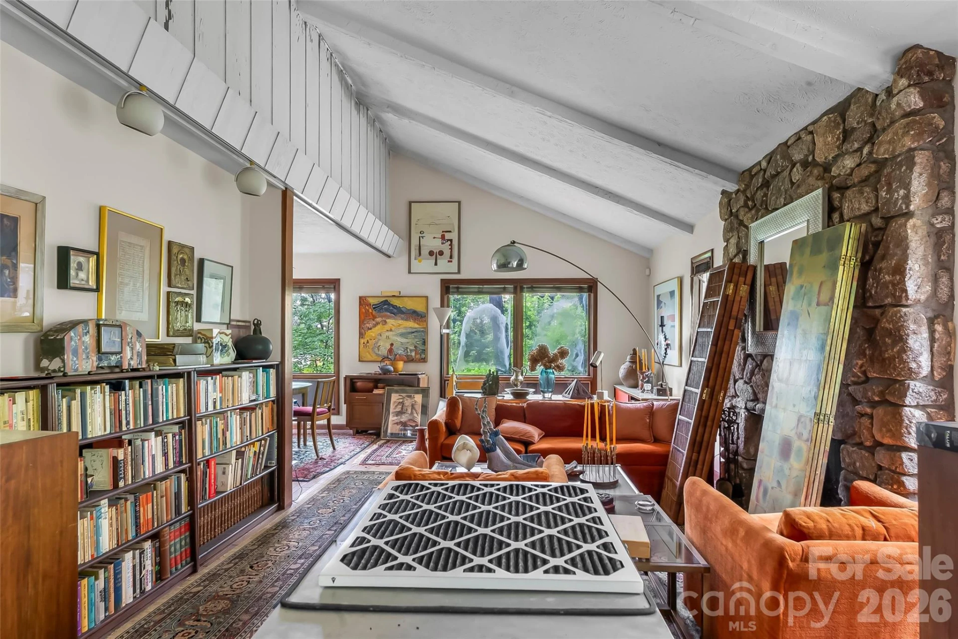 18 Mayfield Road - Photo 2