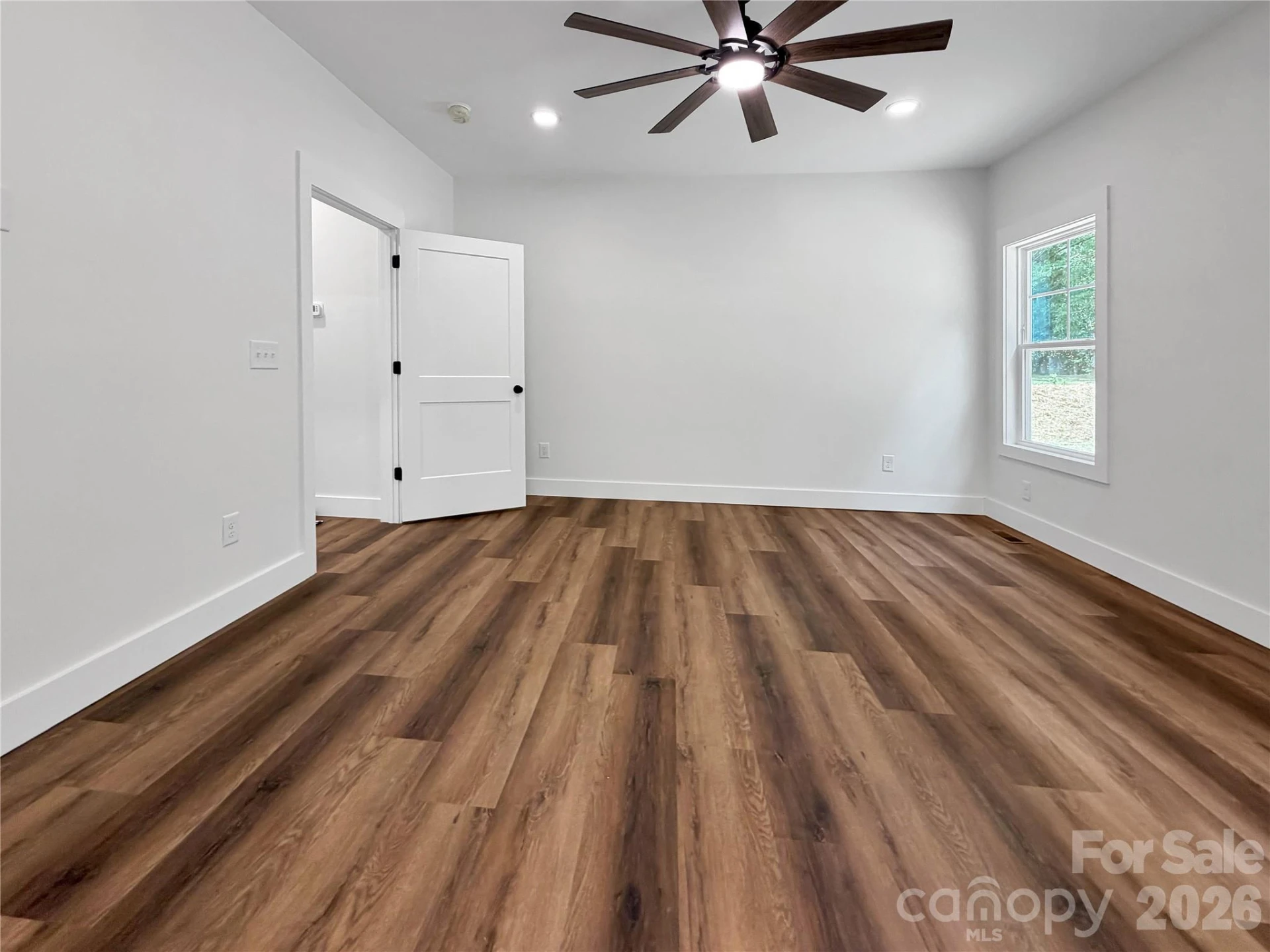 321 Whispering Pines Circle - Photo 15