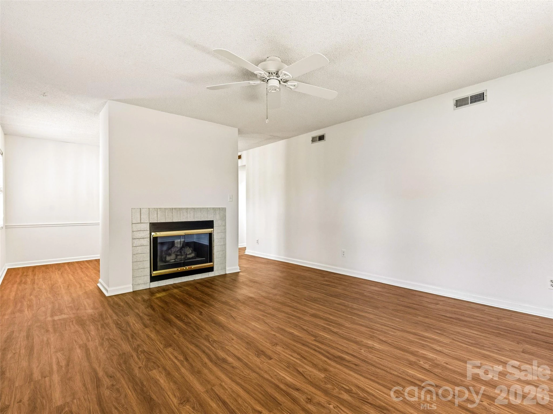 106 Abbey Circle - Photo 5
