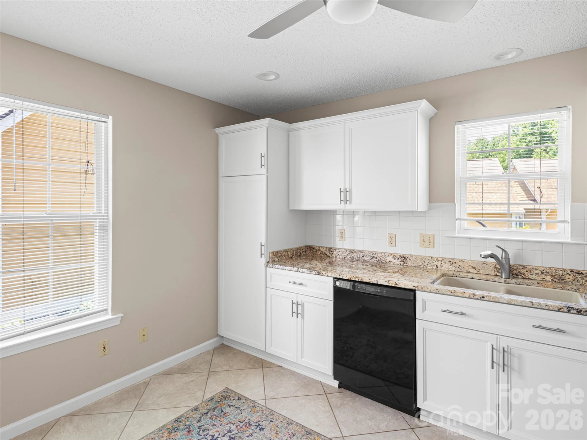 1301 Hyde Park Drive - Photo 11