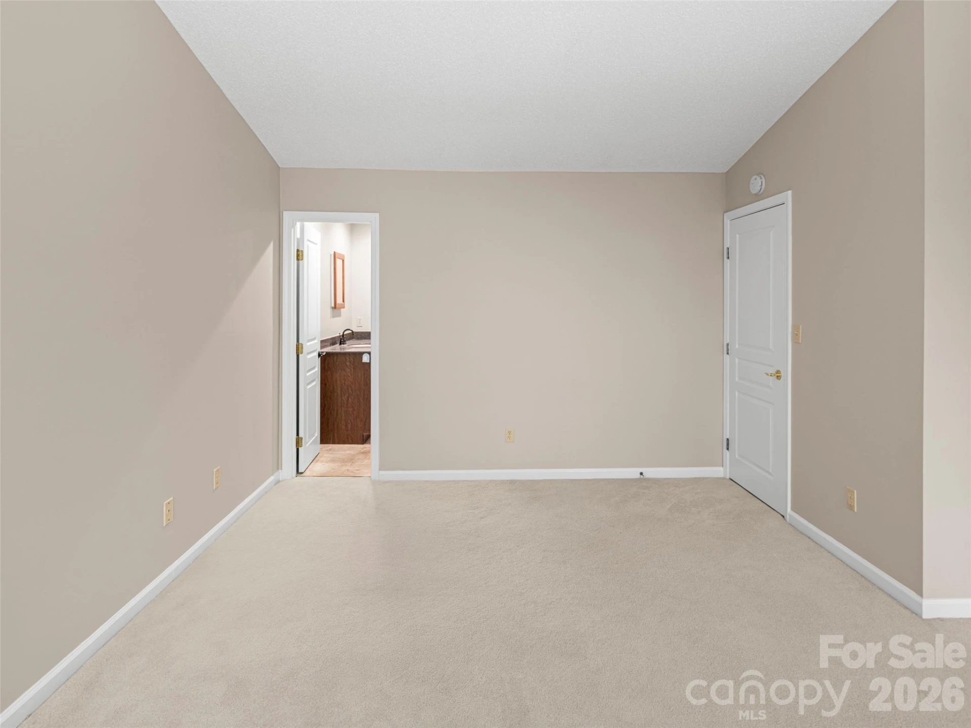 1301 Hyde Park Drive - Photo 14
