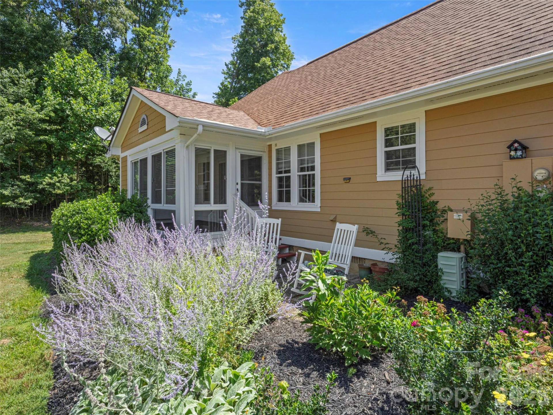 1301 Hyde Park Drive - Photo 21