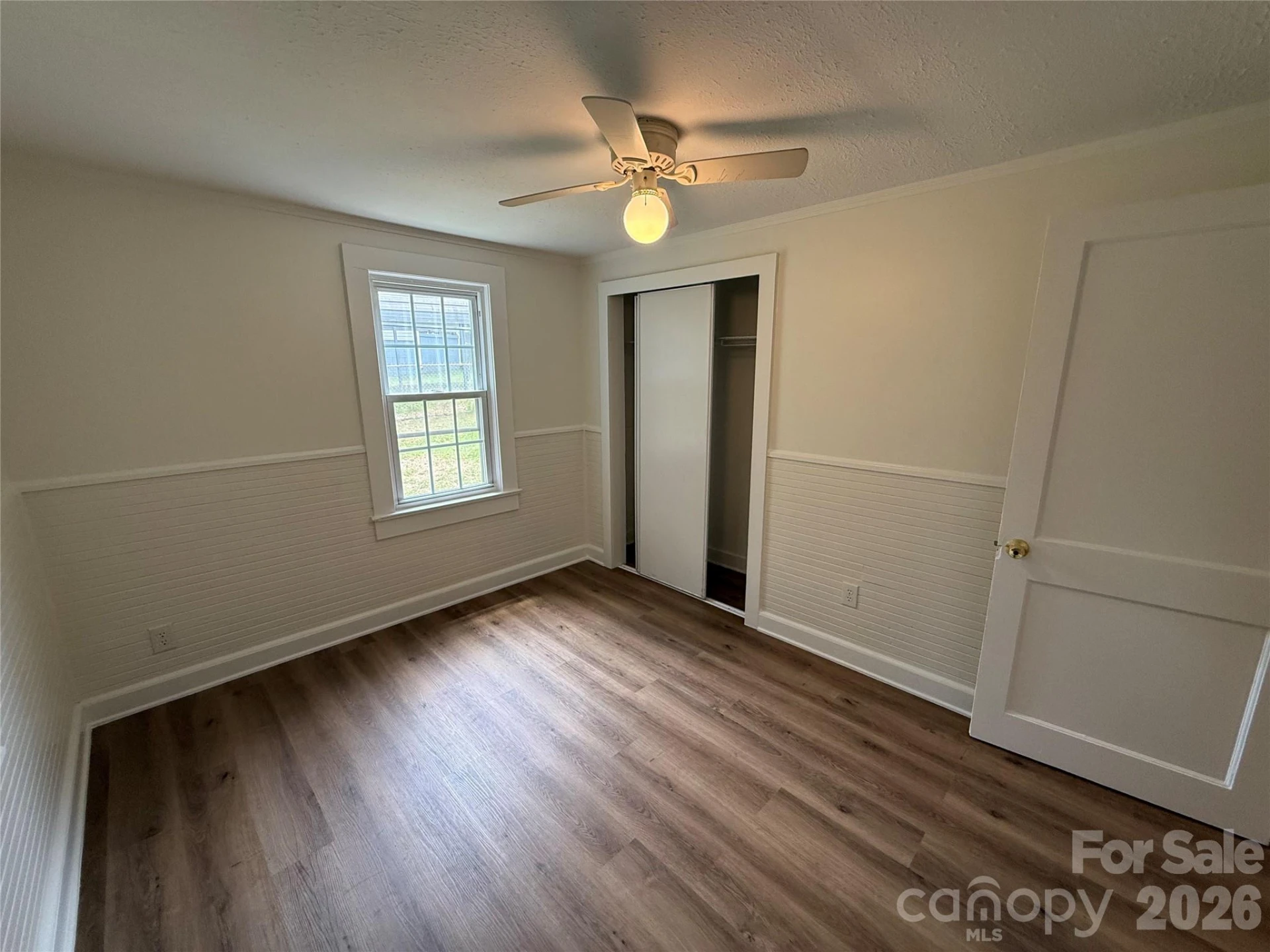 276 Kathy Street - Photo 13