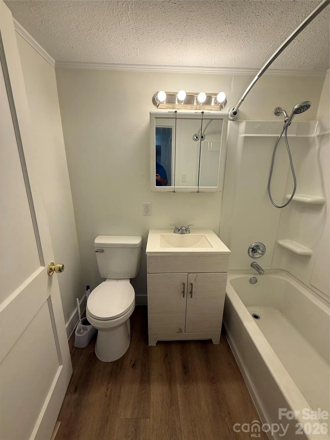 276 Kathy Street - Photo 16