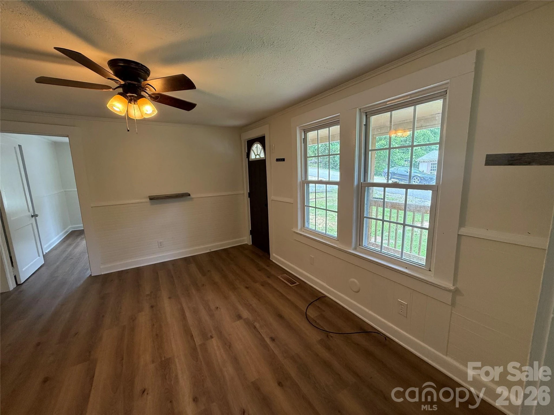 276 Kathy Street - Photo 6