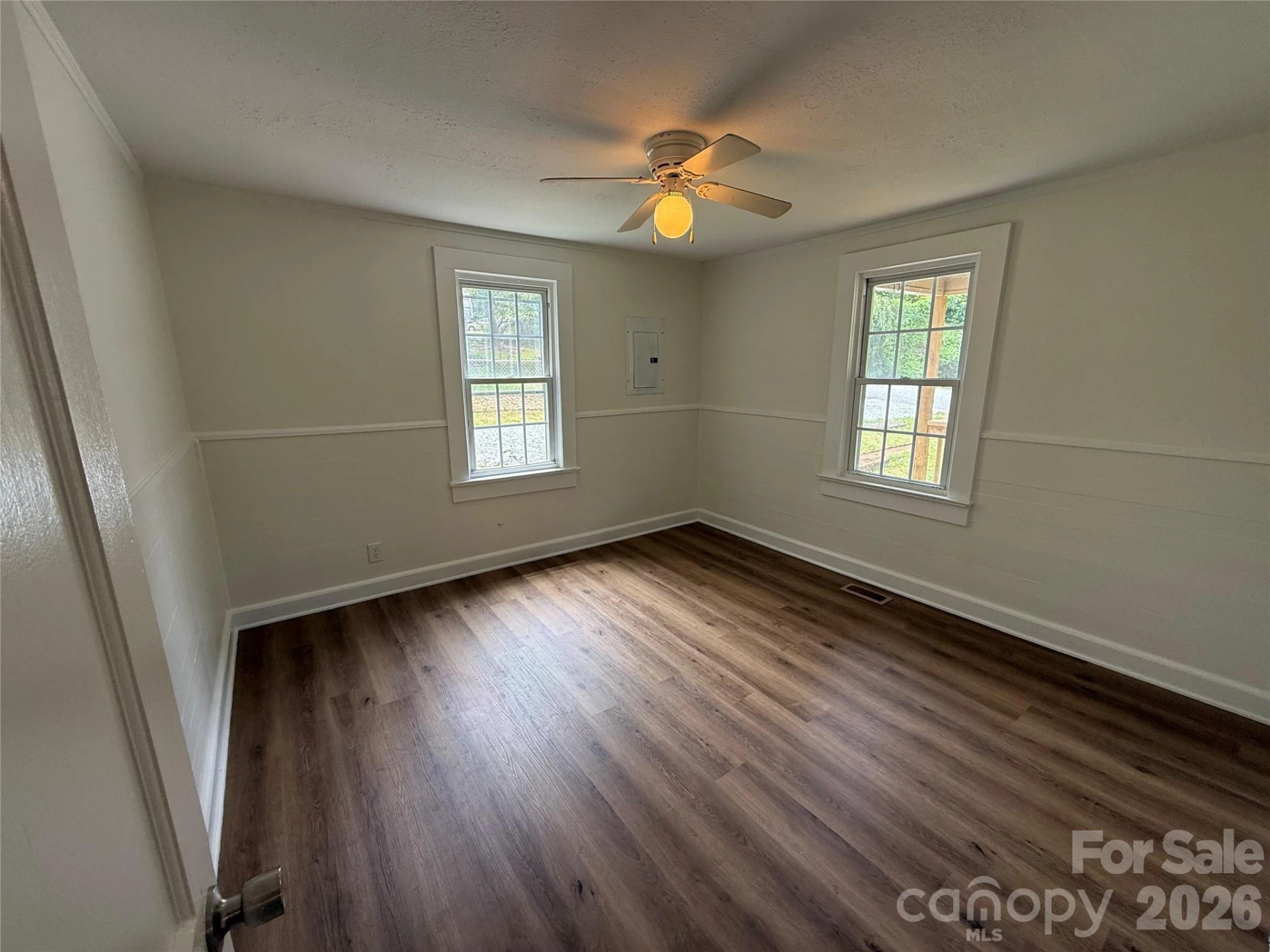 276 Kathy Street - Photo 7