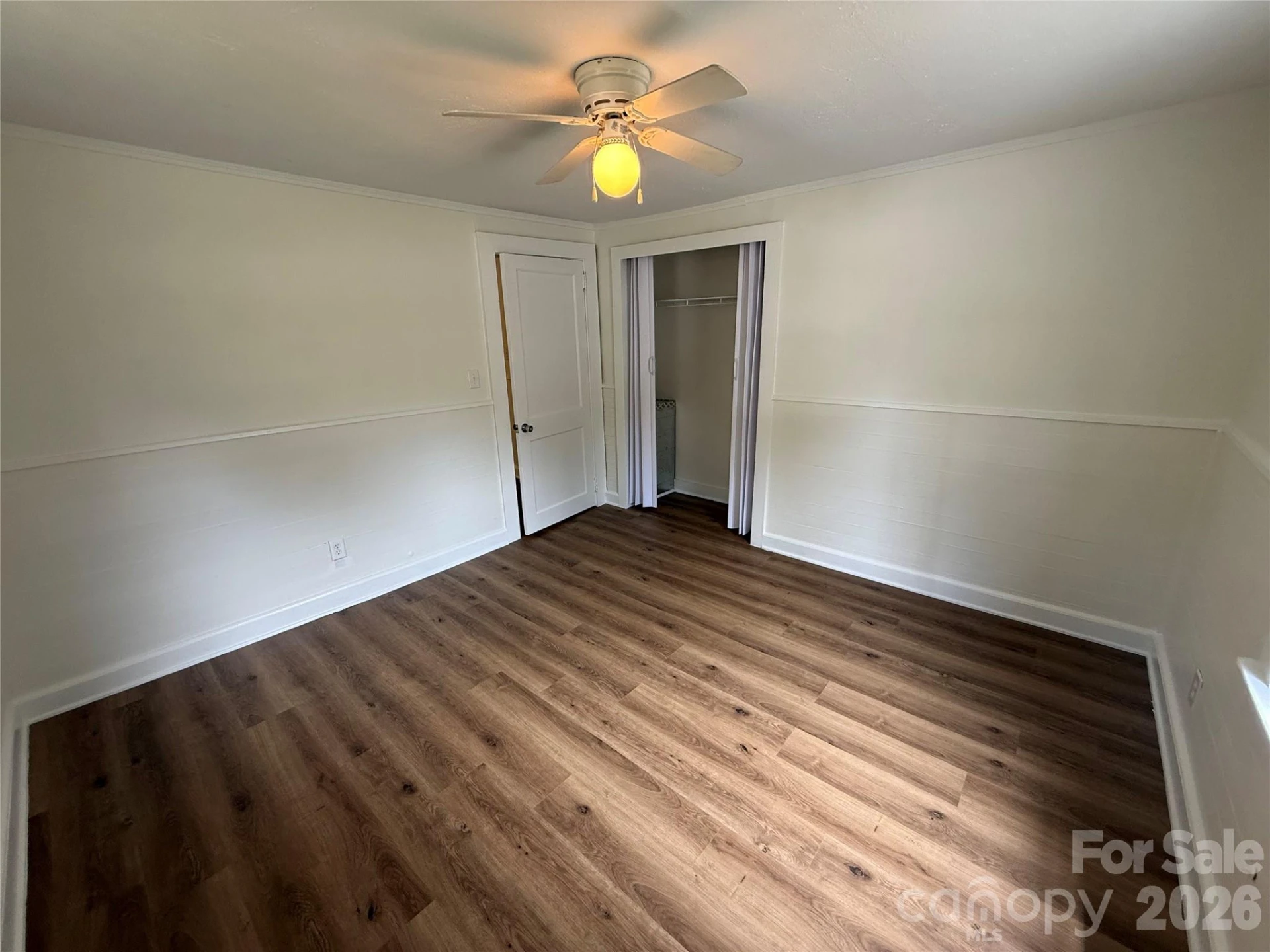 276 Kathy Street - Photo 8