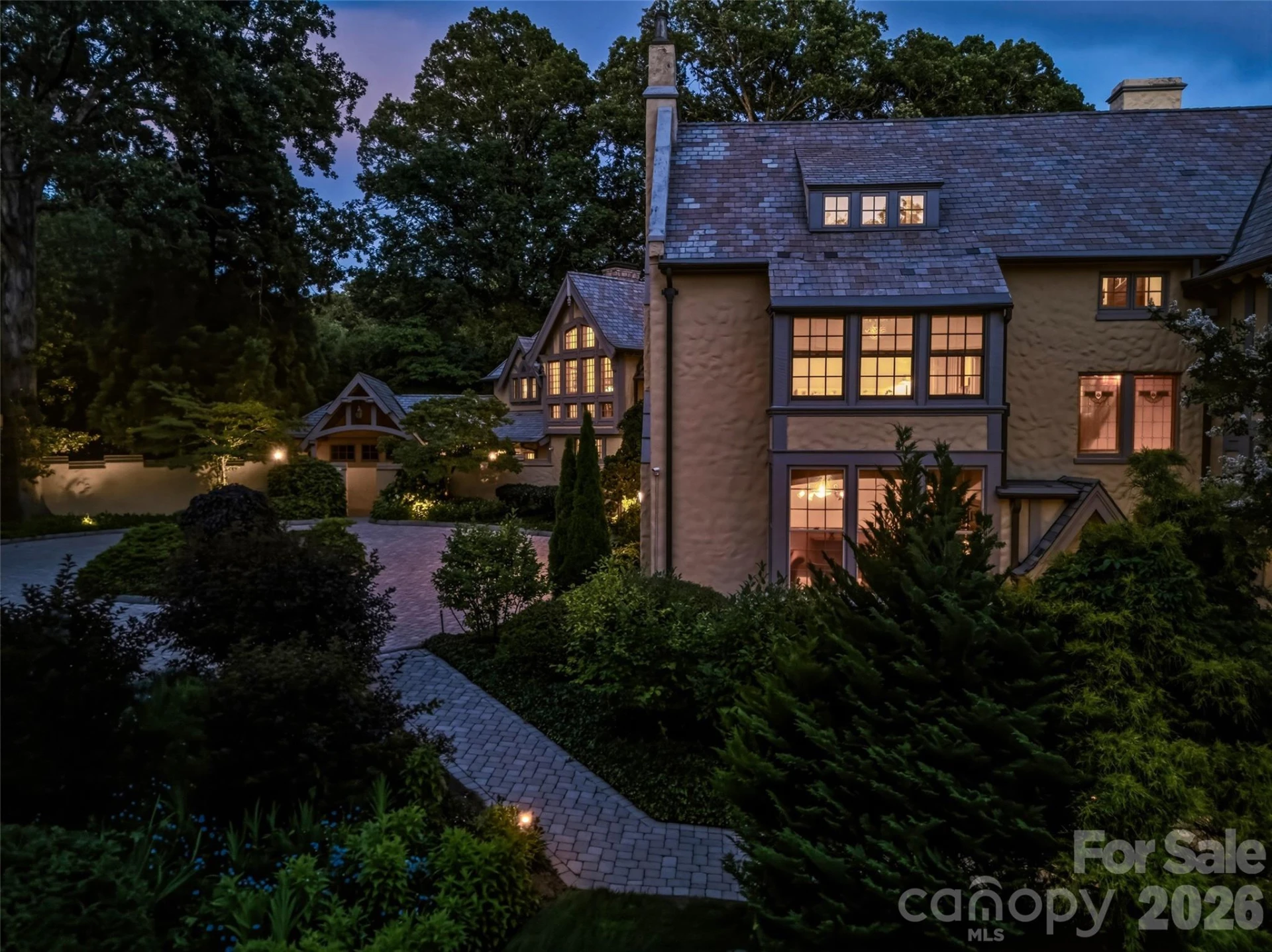 7 Stuyvesant Road - Photo 12
