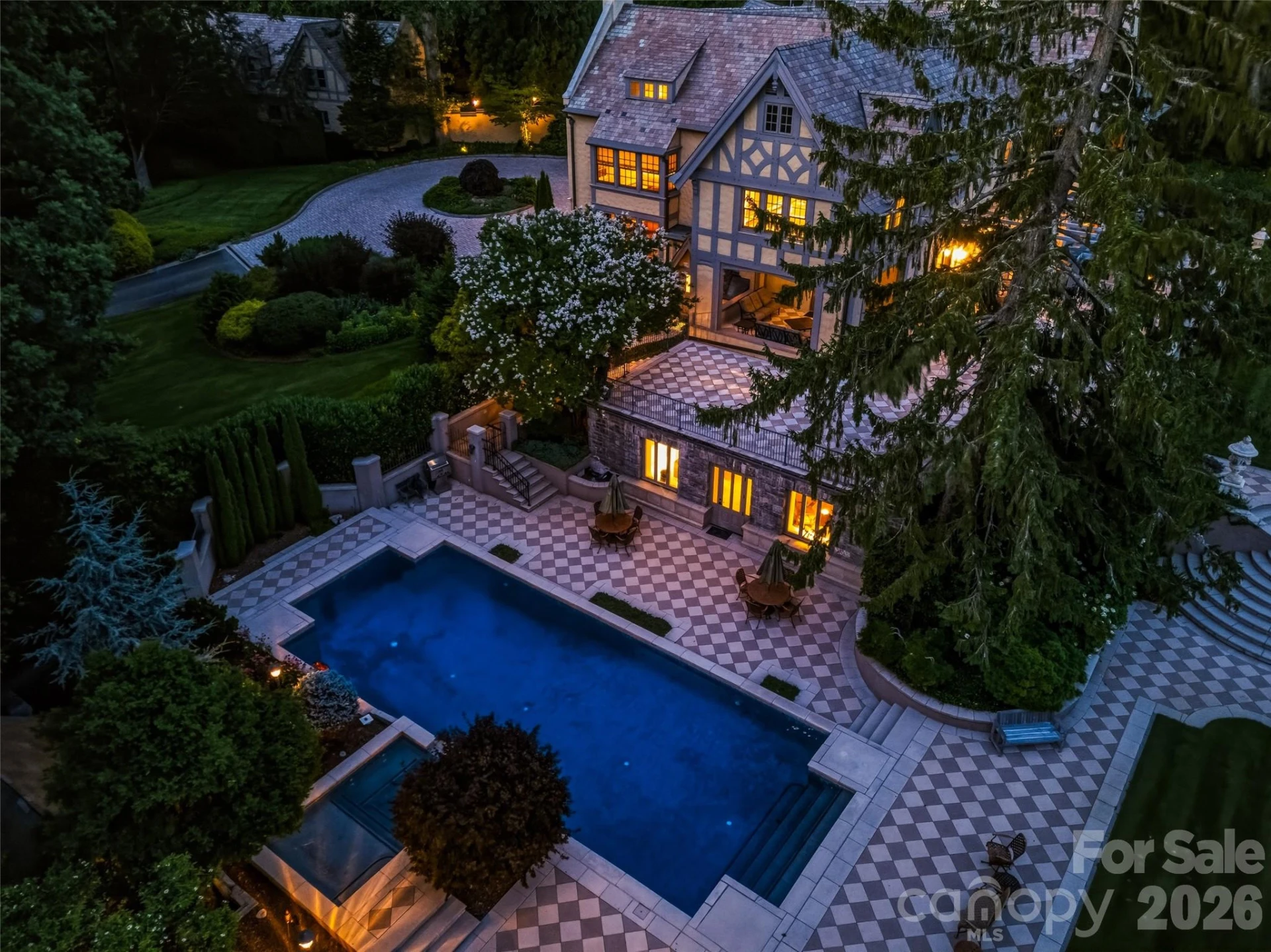 7 Stuyvesant Road - Photo 13