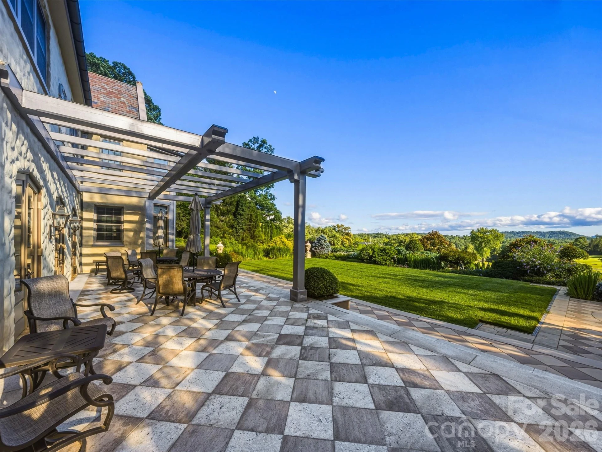 7 Stuyvesant Road - Photo 14
