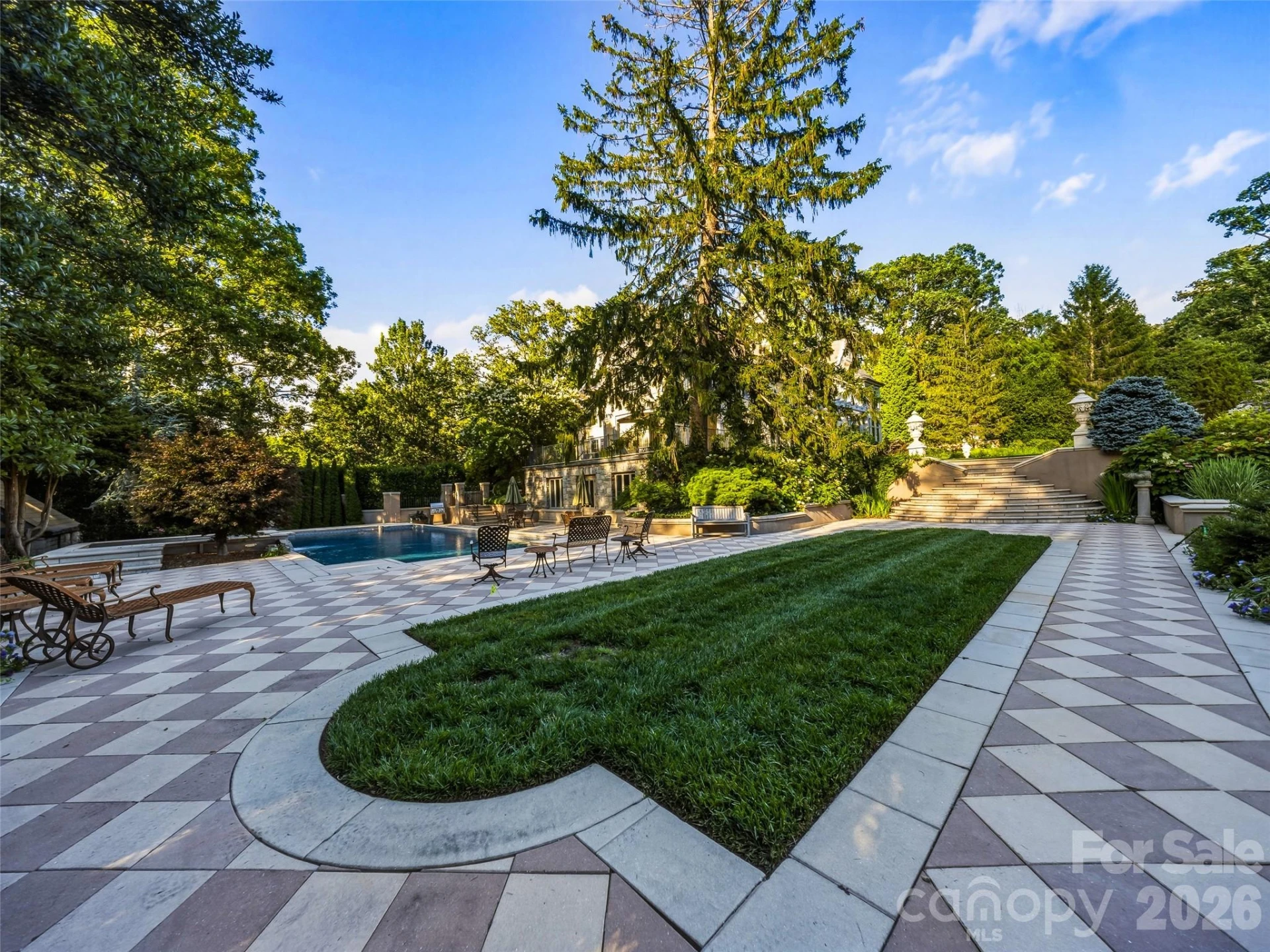 7 Stuyvesant Road - Photo 17