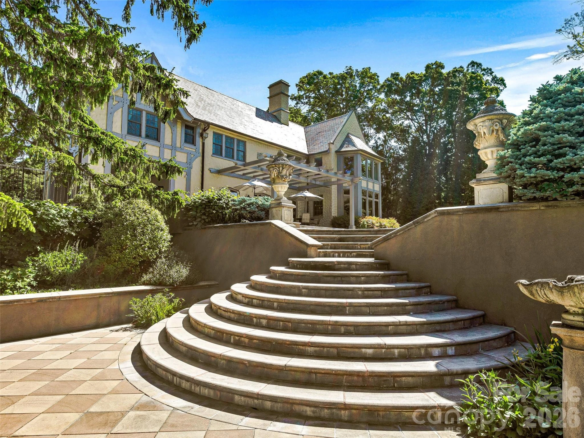 7 Stuyvesant Road - Photo 45