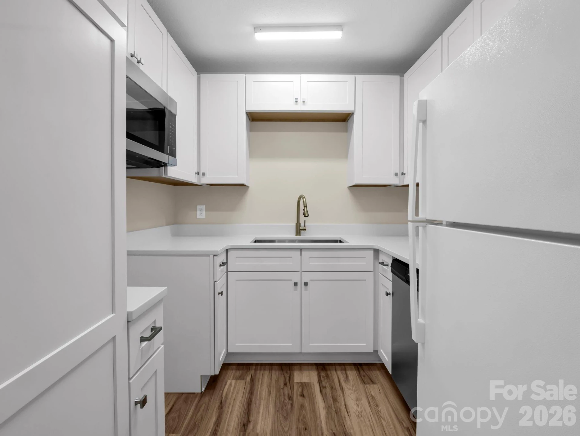 520 Courtwood Lane #4 - Photo 11