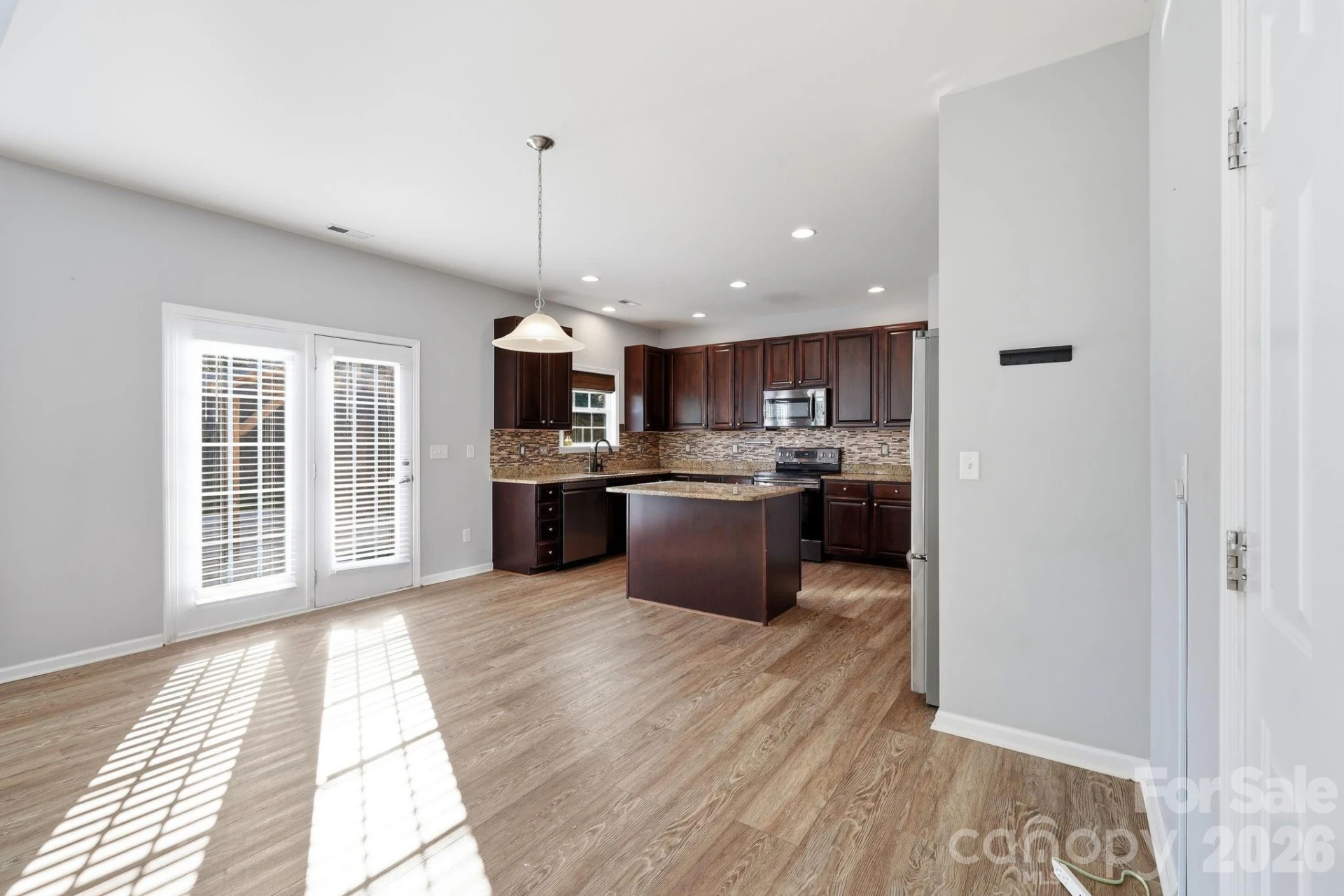 197 Roanoke Road - Photo 13