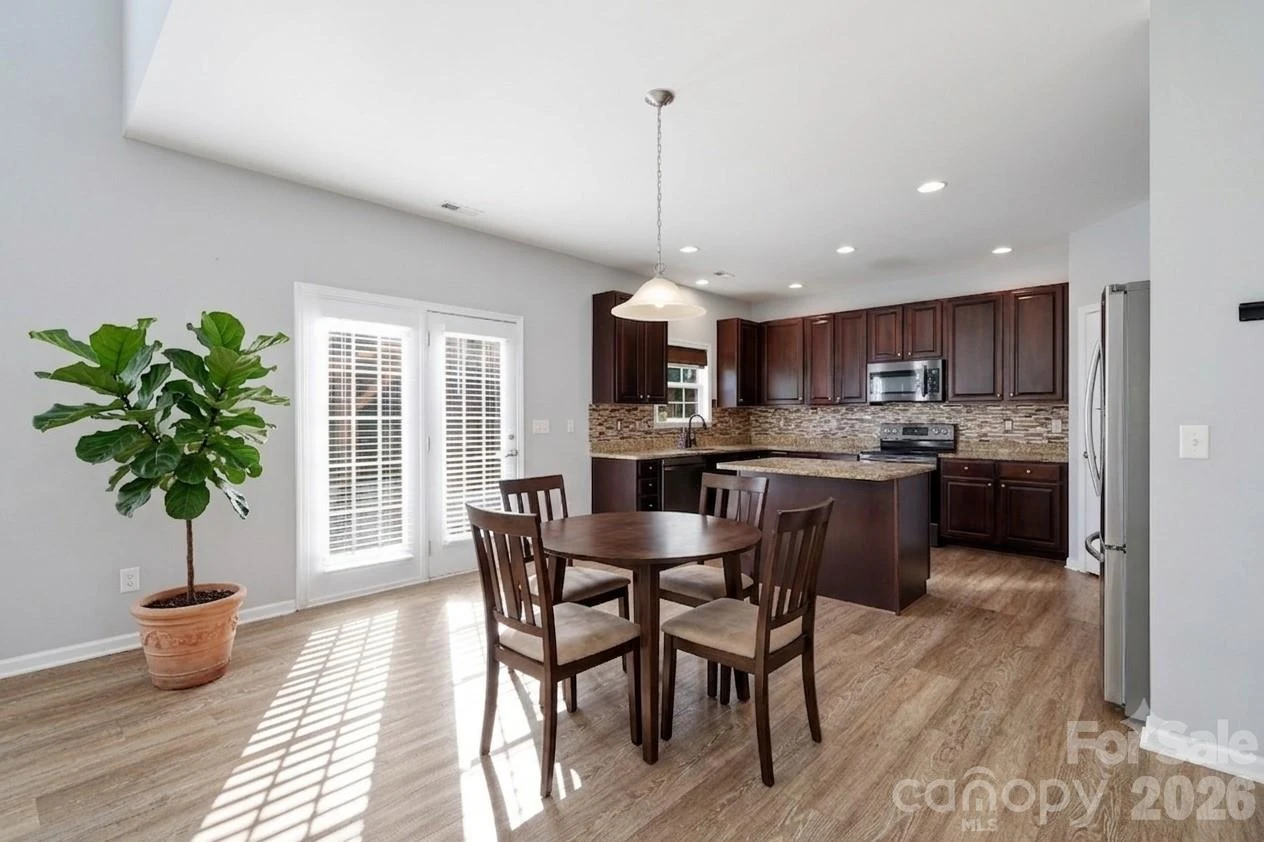 197 Roanoke Road - Photo 15