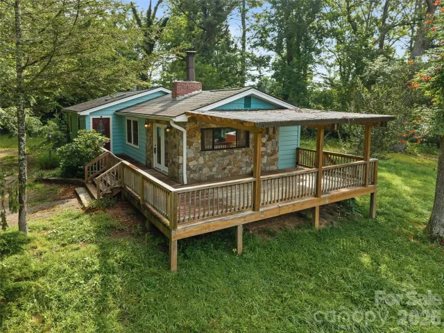 1705 Willow Road