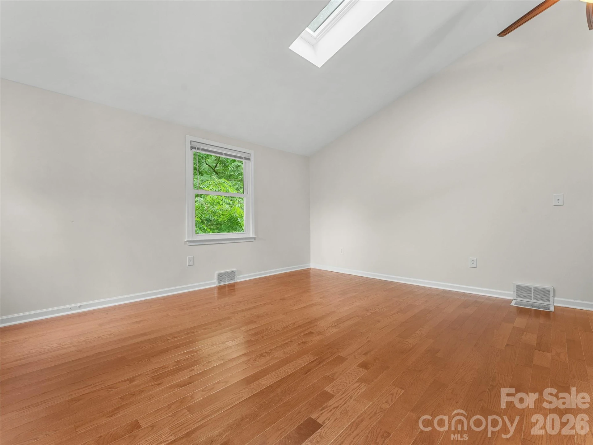 1705 Willow Road - Photo 8