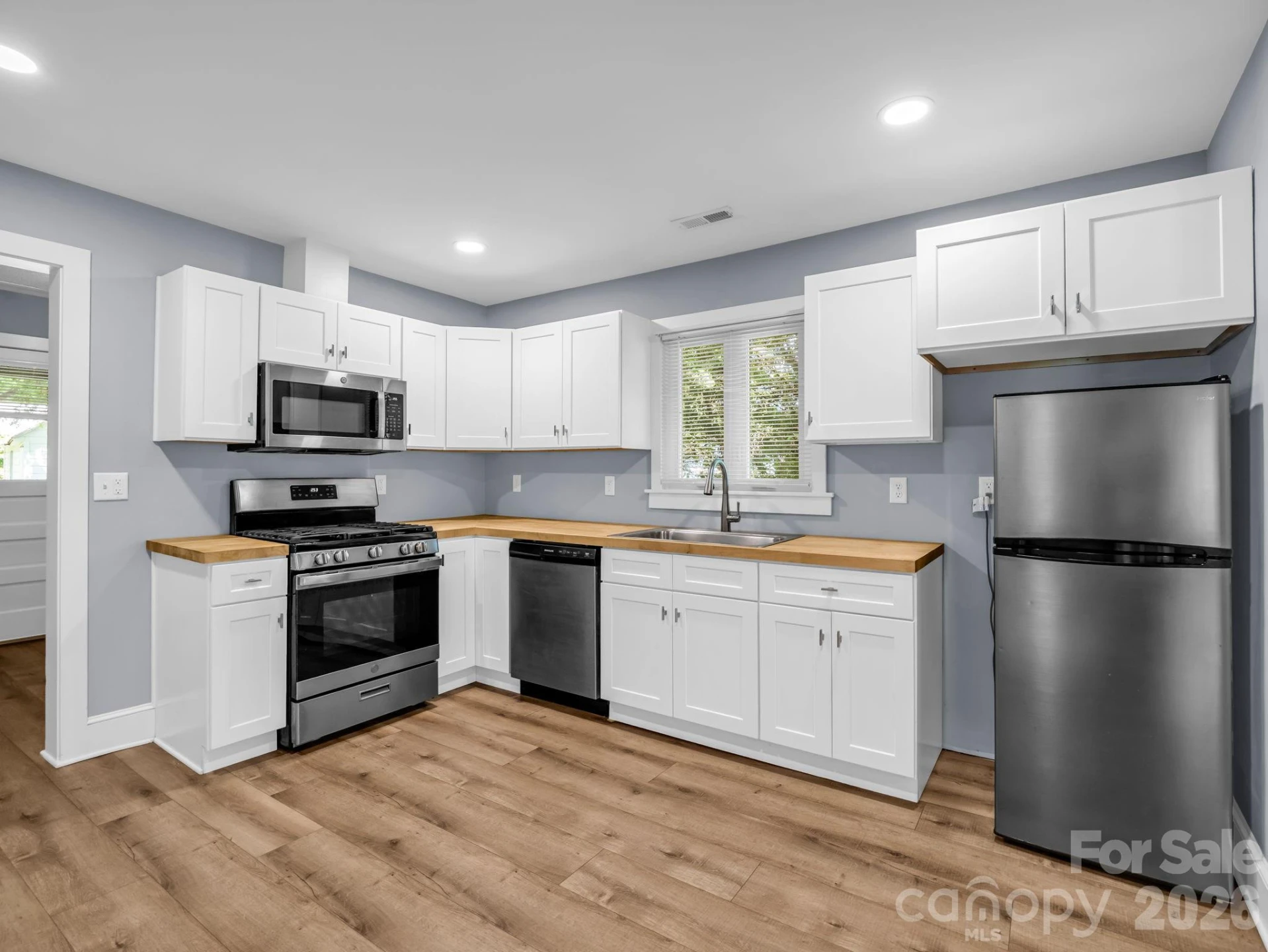 112 Resort Street #6 - Photo 17