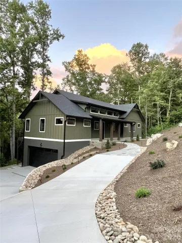 93 Village Pointe Lane