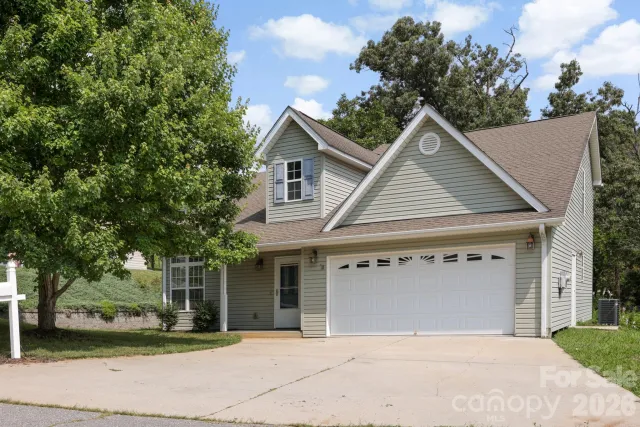 50 Ridgeland Lane