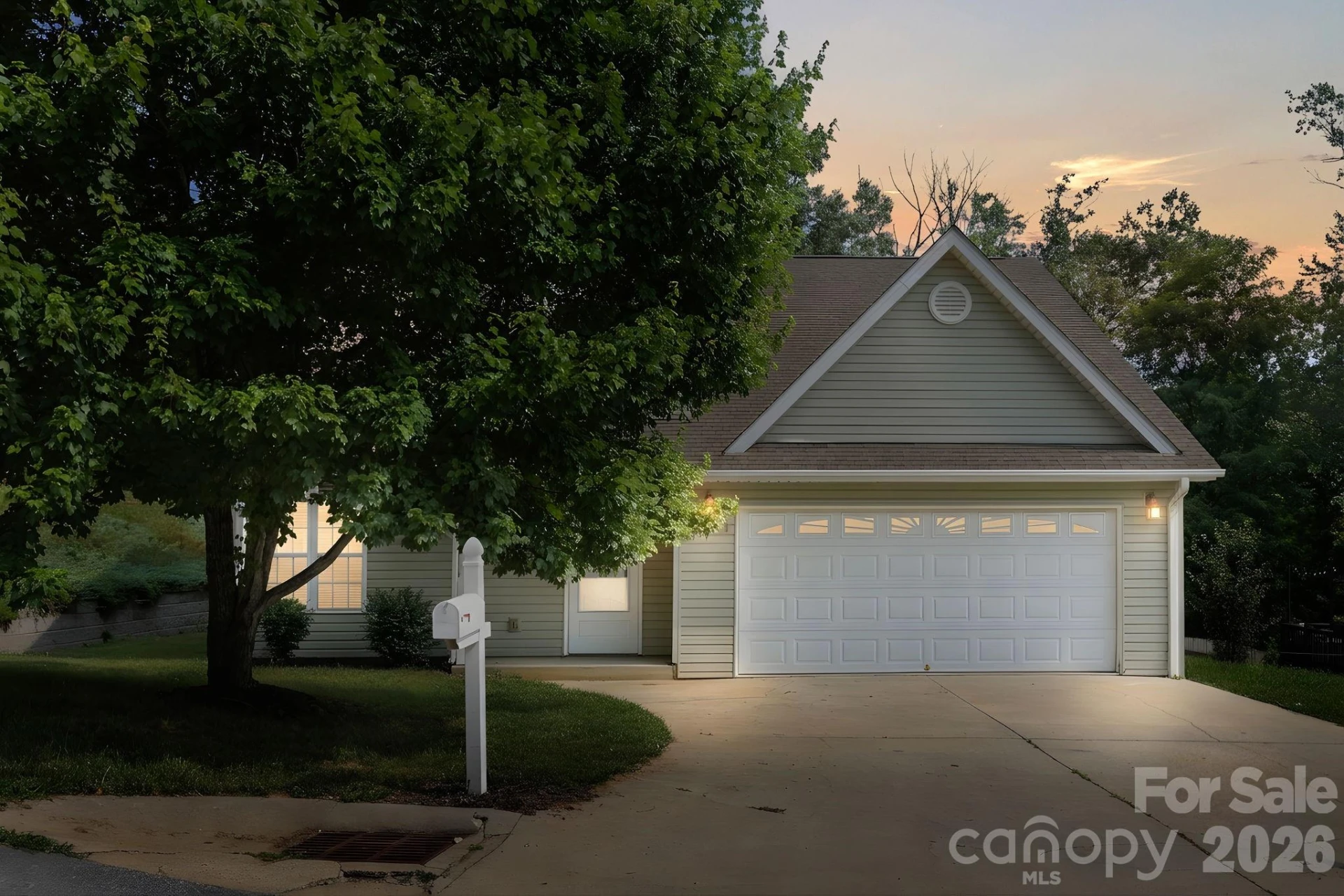 50 Ridgeland Lane - Photo 2
