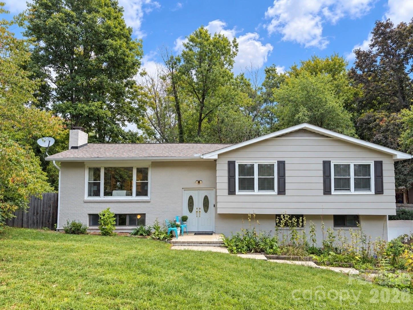 17 Rhododendron Place - Photo 2