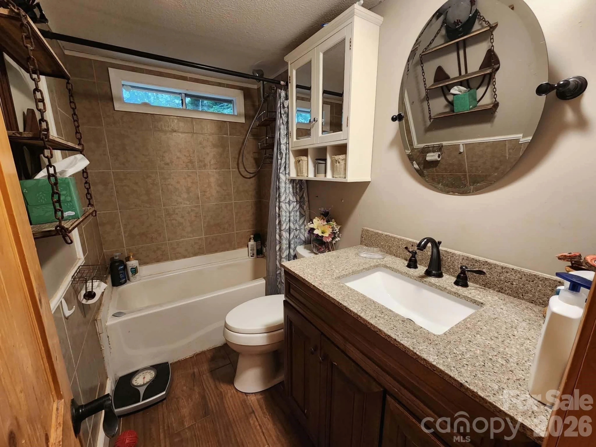 345 Hyatt Street - Photo 11