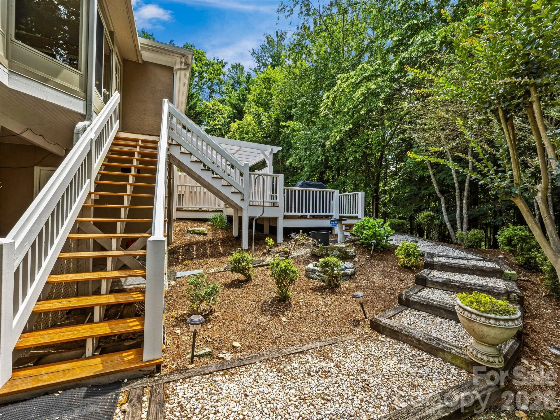 200 Teaberry Lane - Photo 32