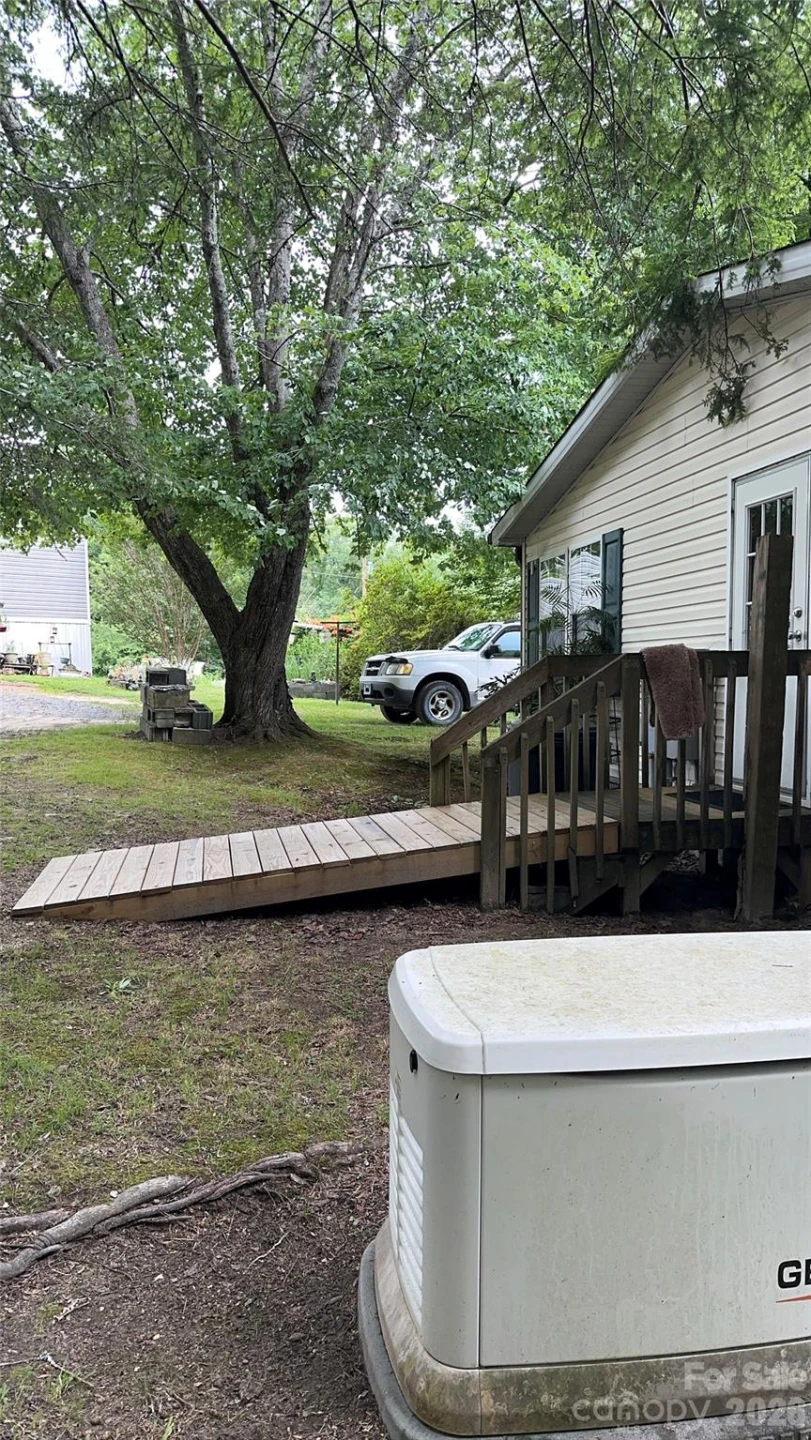 294 E Lester Lane - Photo 2