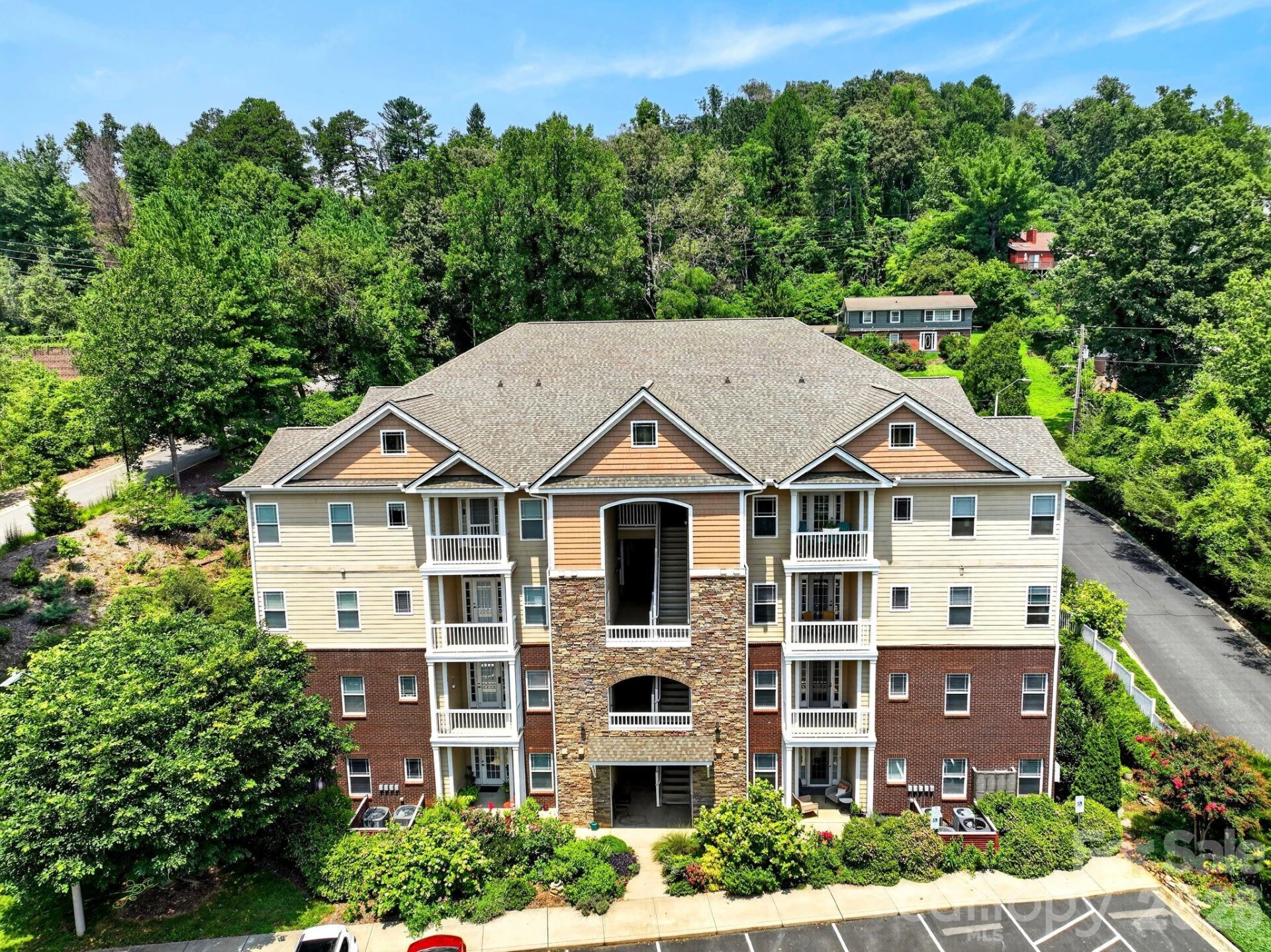 40 Hyannis Drive #202 - Photo 14