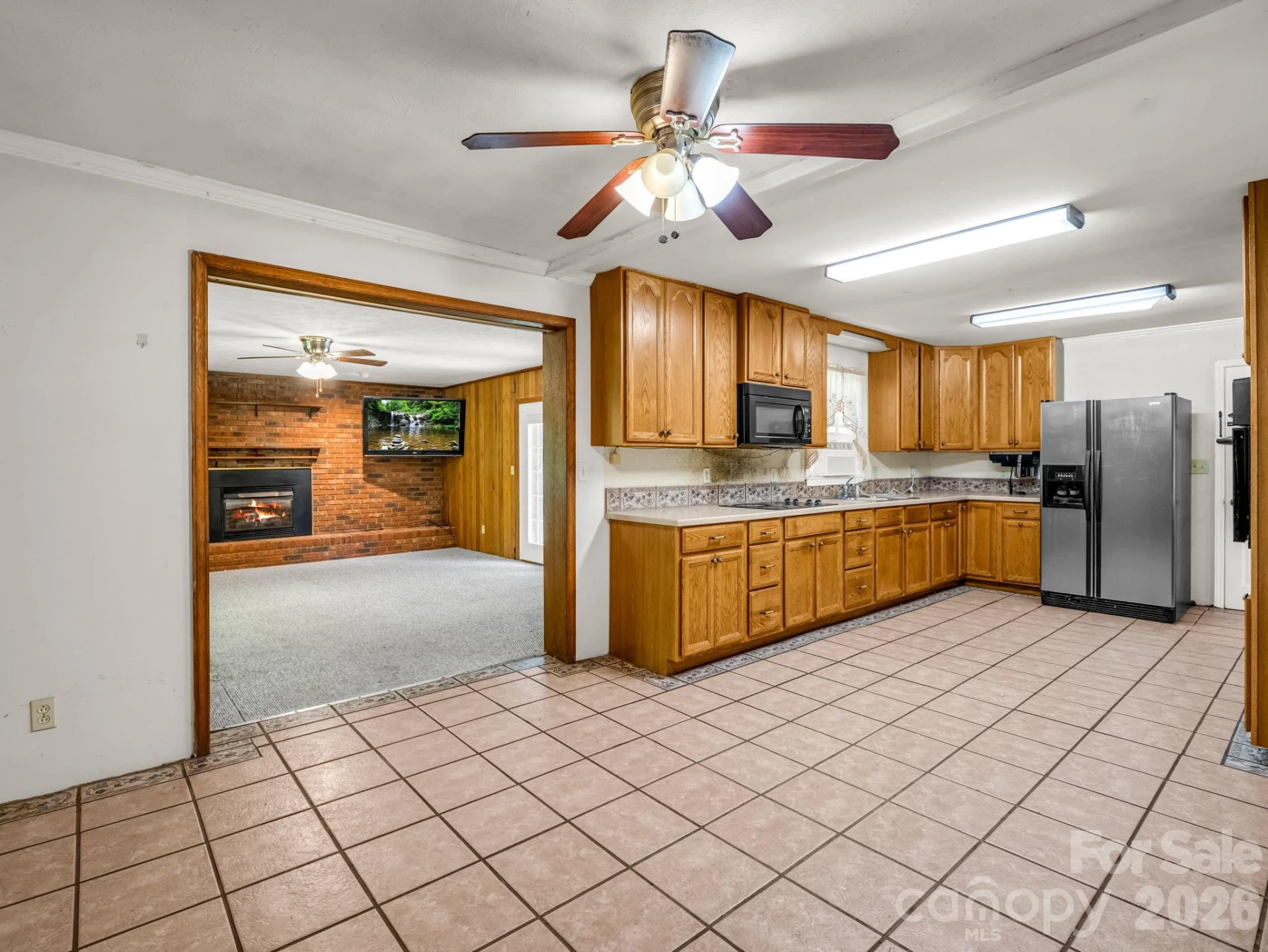926 Toxaway Court - Photo 7