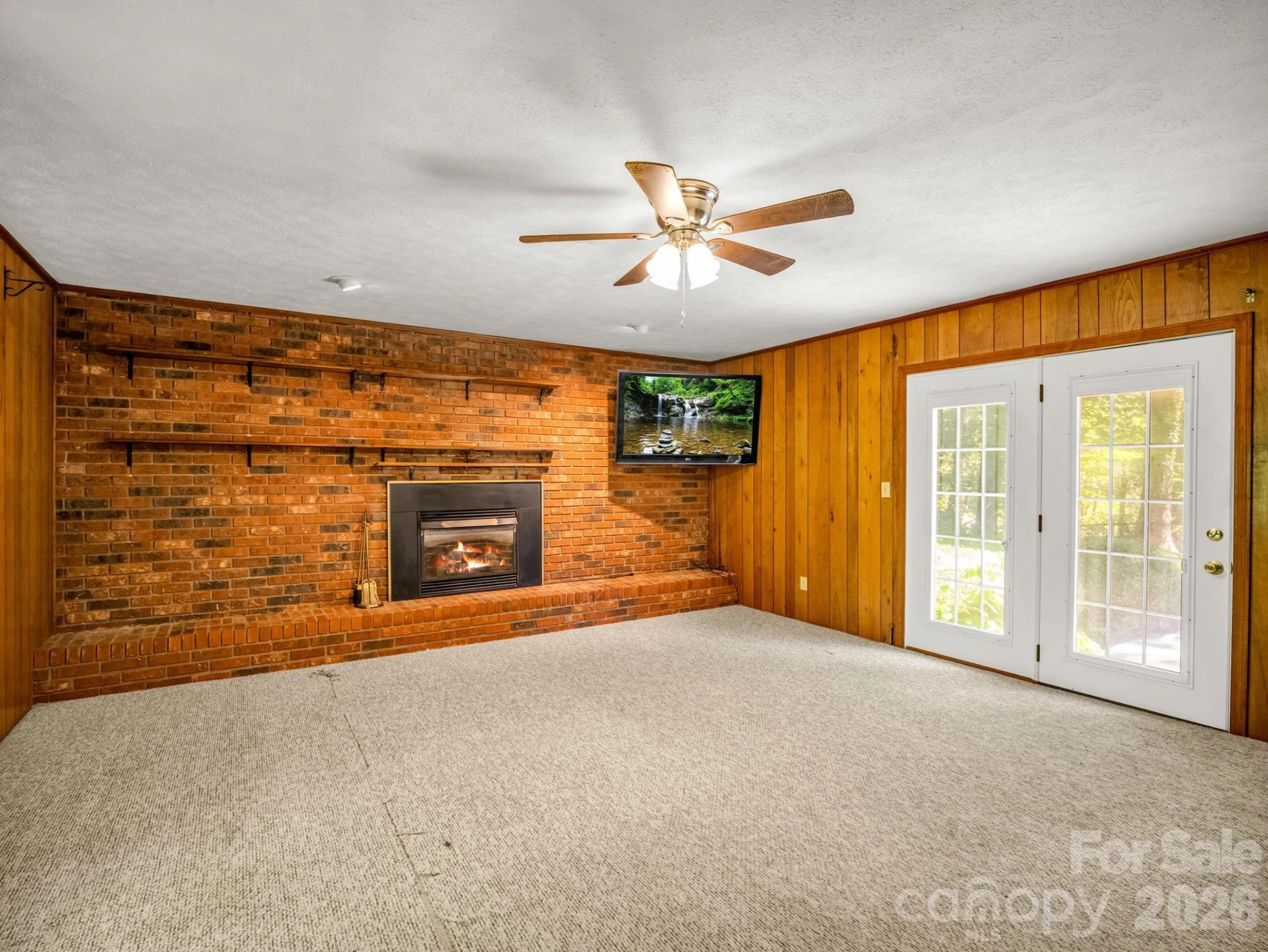 926 Toxaway Court - Photo 8