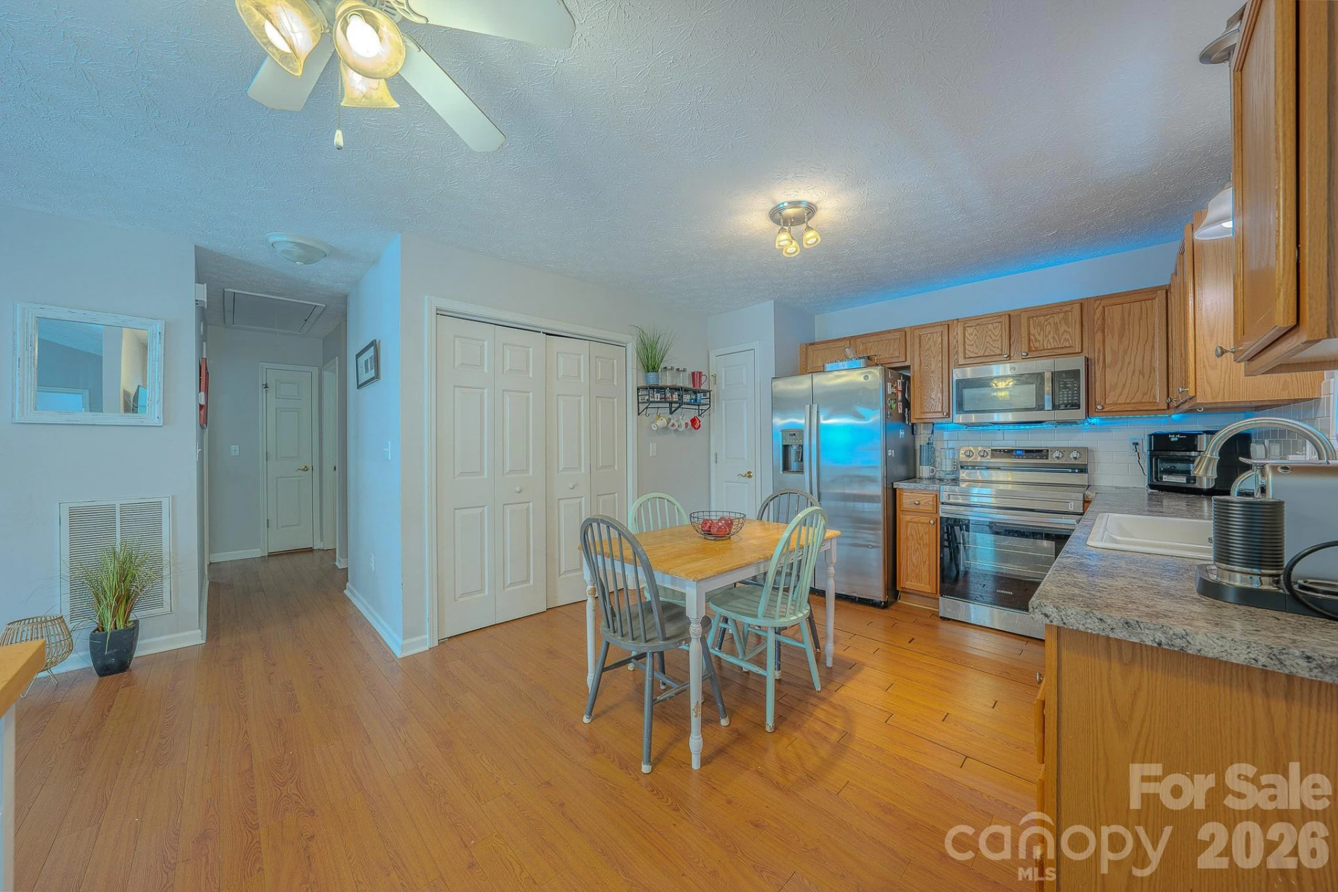 39 N Creekside Court - Photo 13