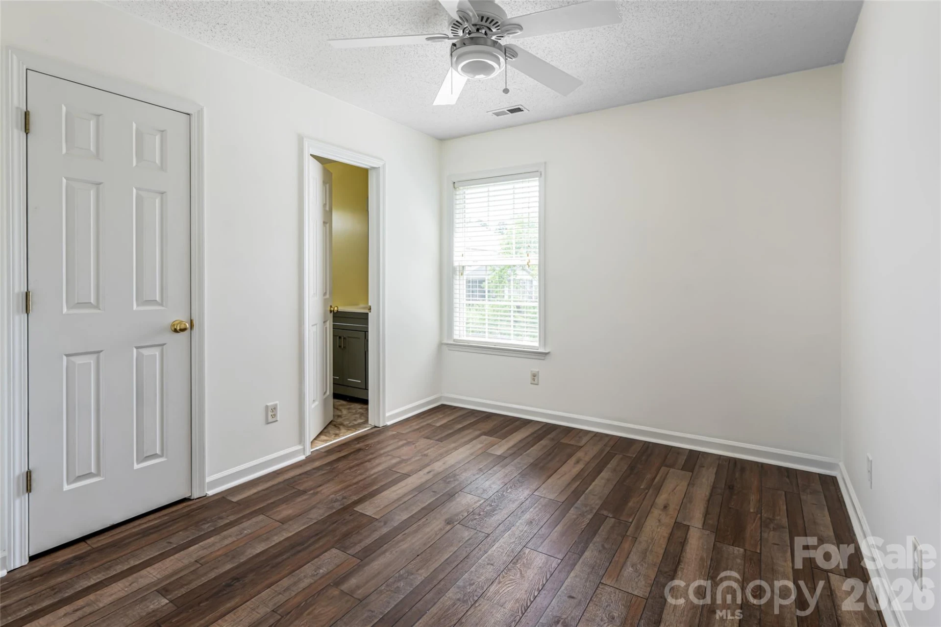89 Woodfern Road - Photo 35