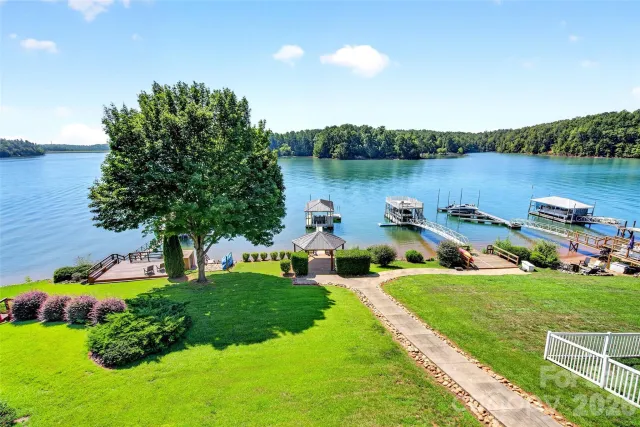 831 Lake Club Drive, Nebo, NC, 28761