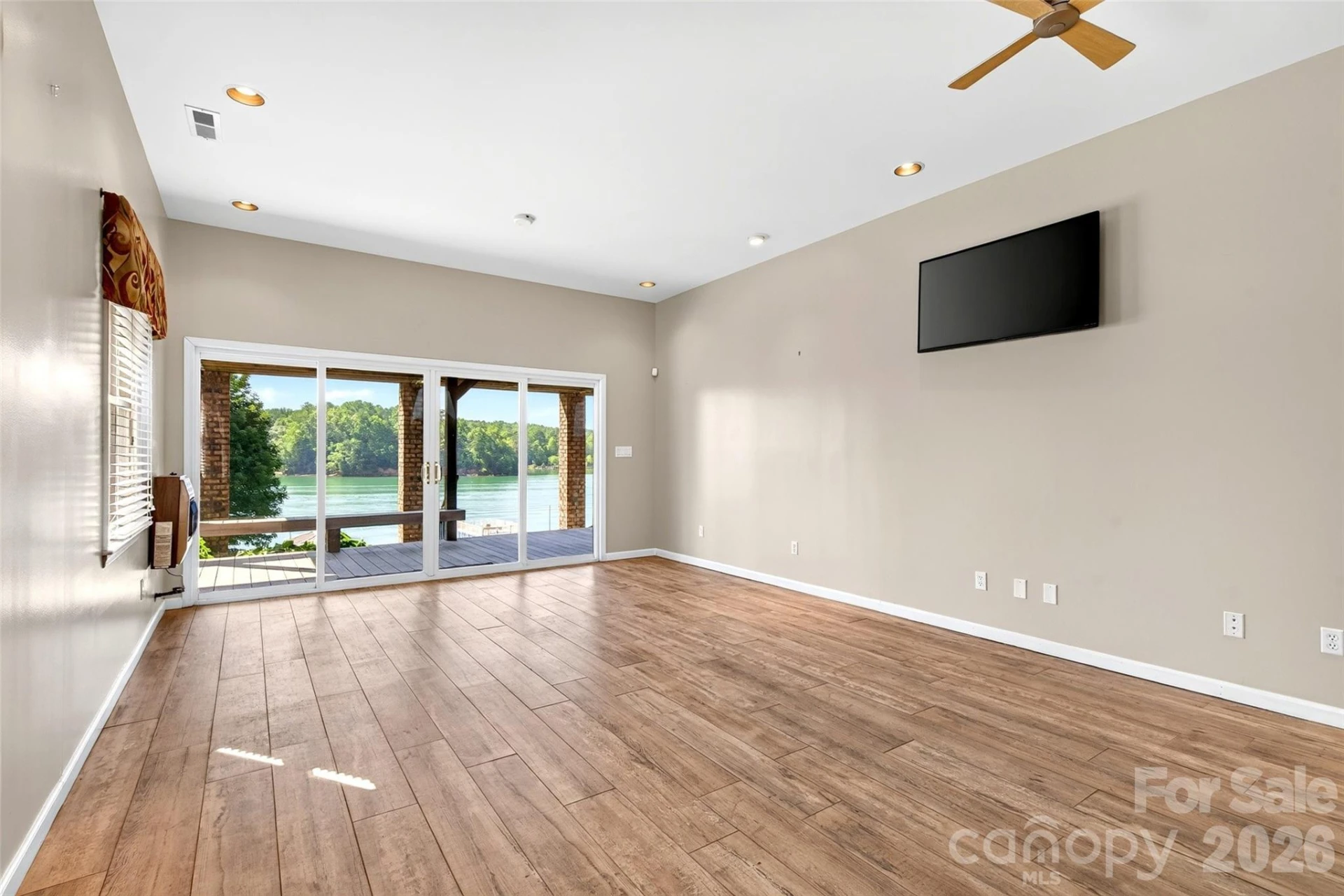 831 Lake Club Drive - Photo 25