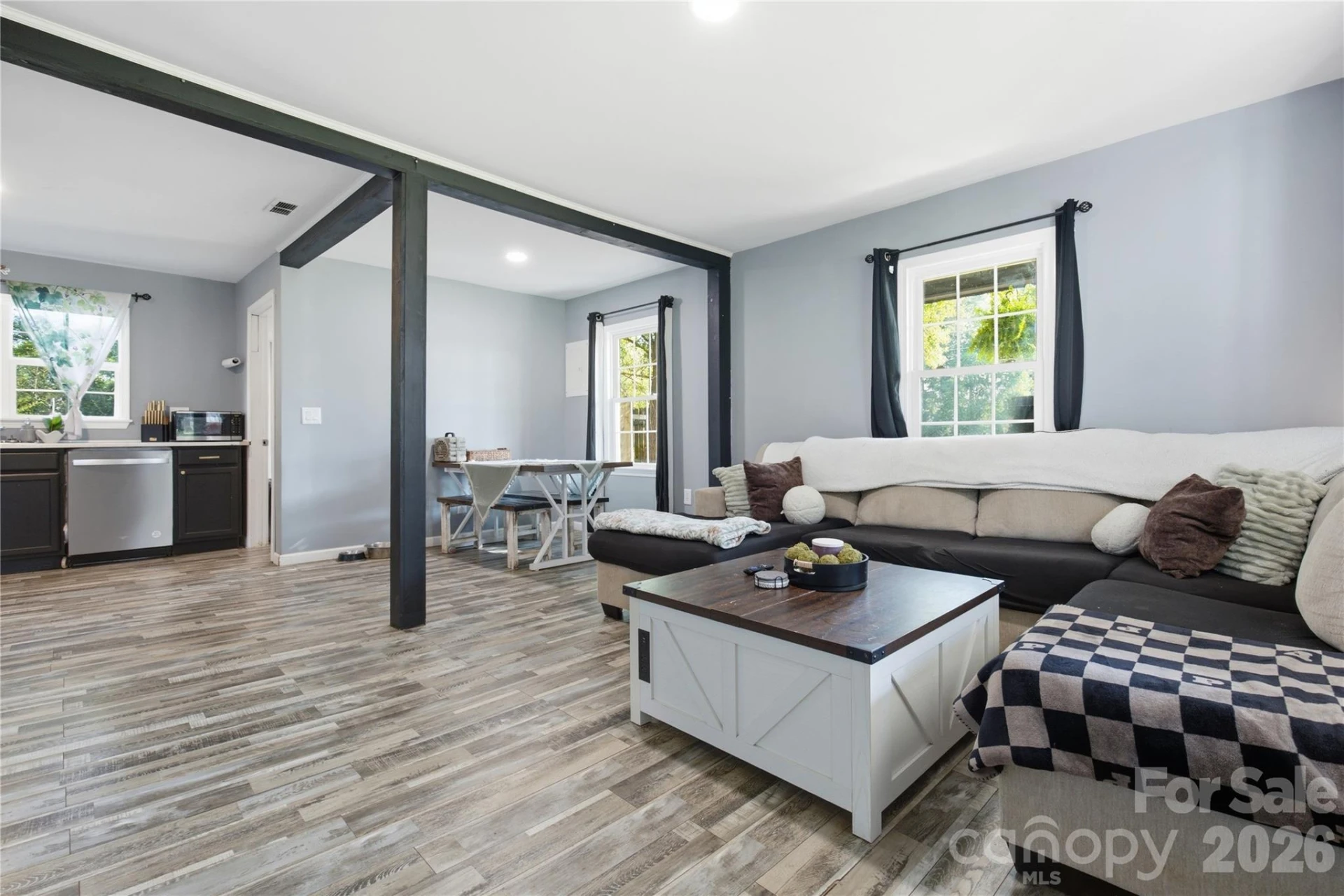 126 Phillips Drive - Photo 5